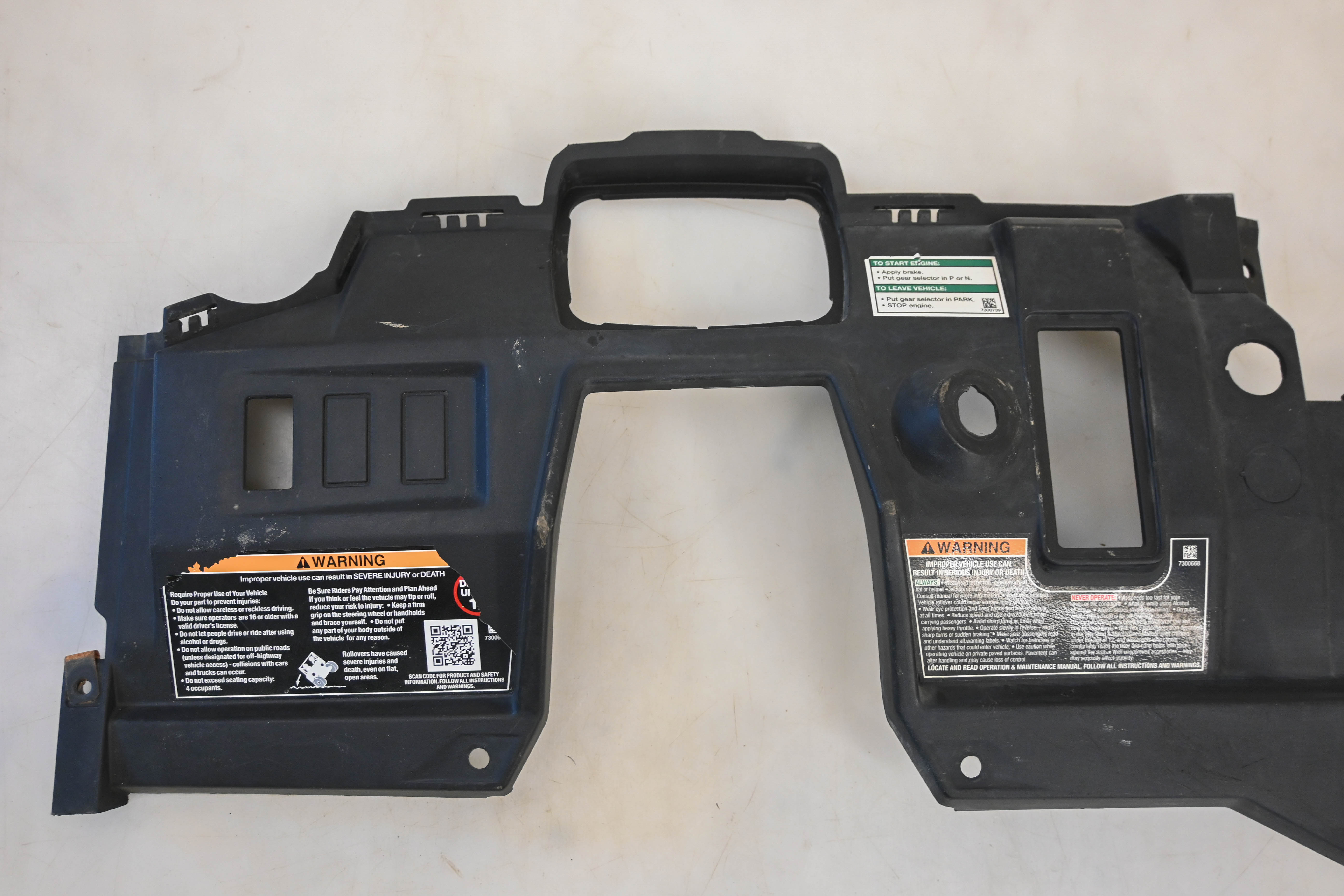 23 Polaris Pro-XD Mid-Size Crew Middle Dash Panel Cover