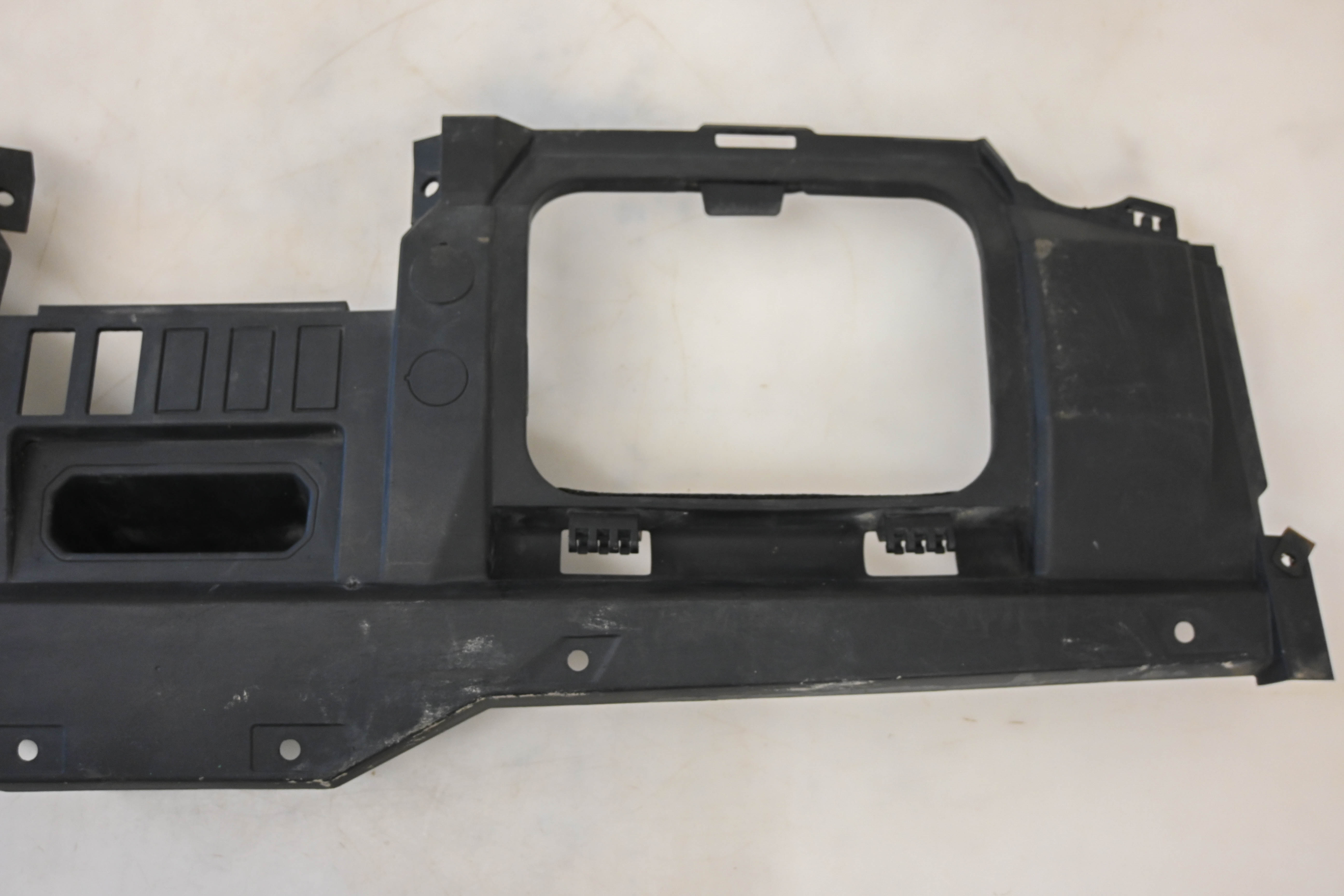 23 Polaris Pro-XD Mid-Size Crew Middle Dash Panel Cover