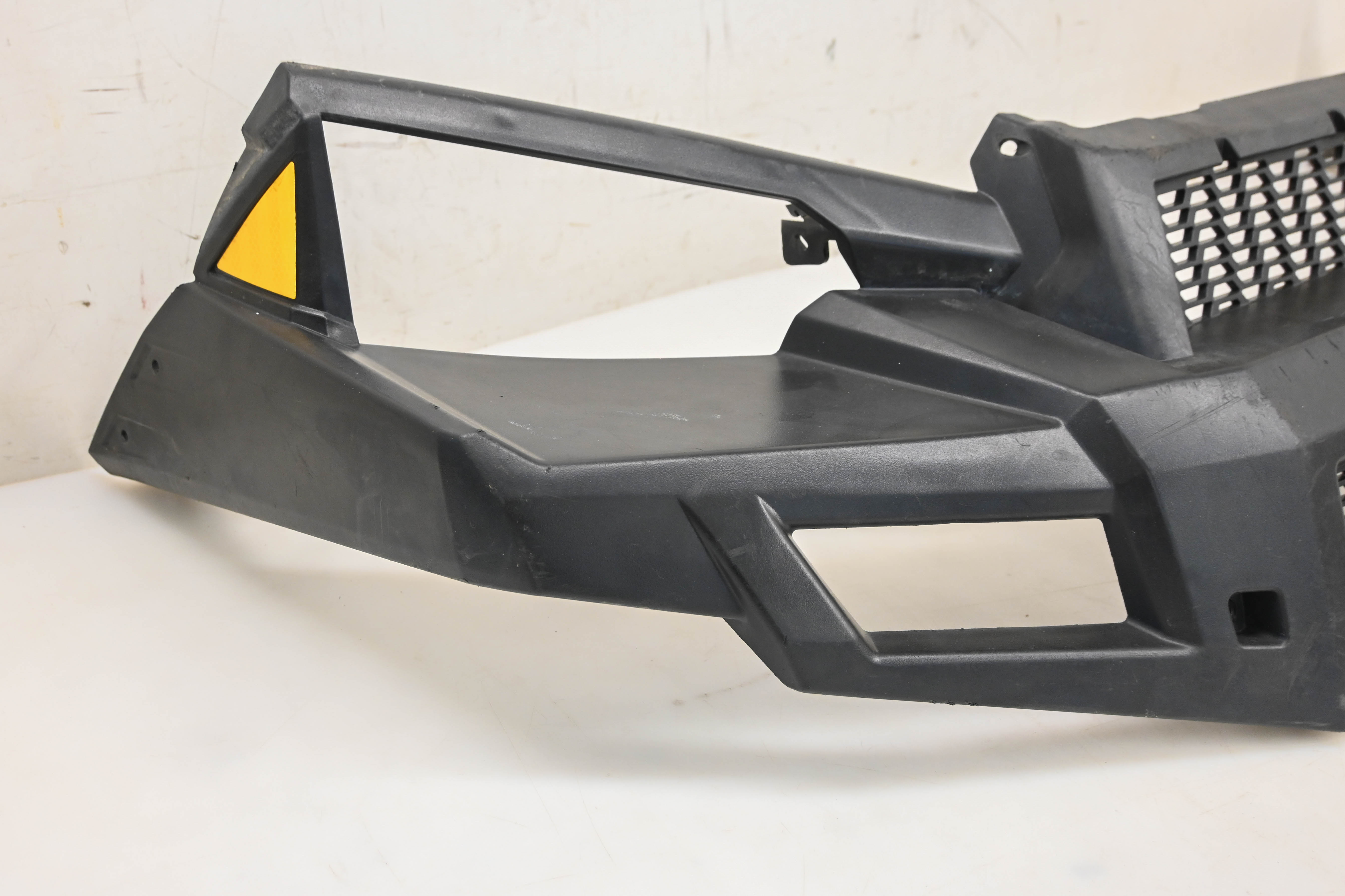 21 Polaris Pro XD 4000D Front Fascia