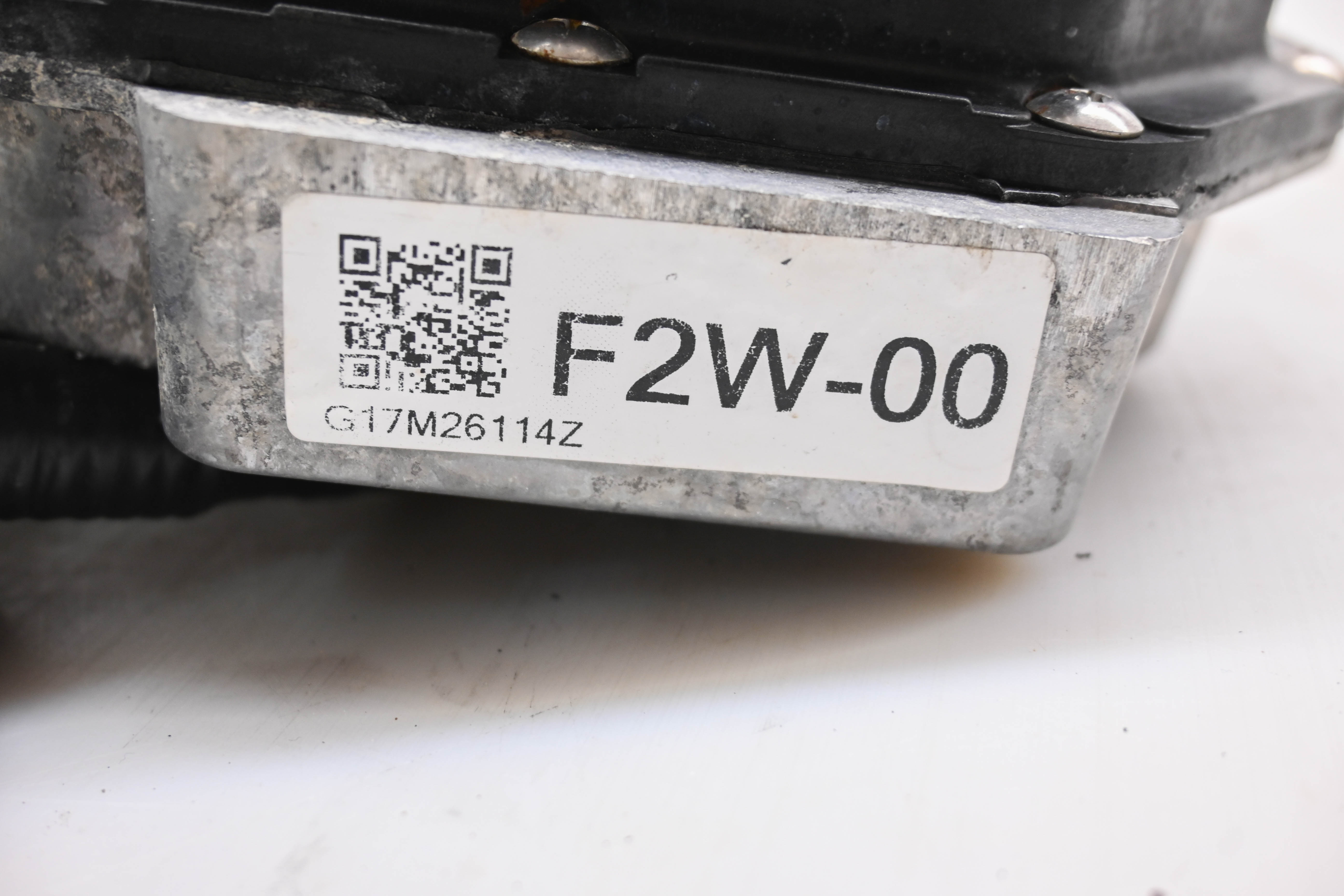 18 Yamaha Waverunner GP1800 Reverse Trim Motor Assembly