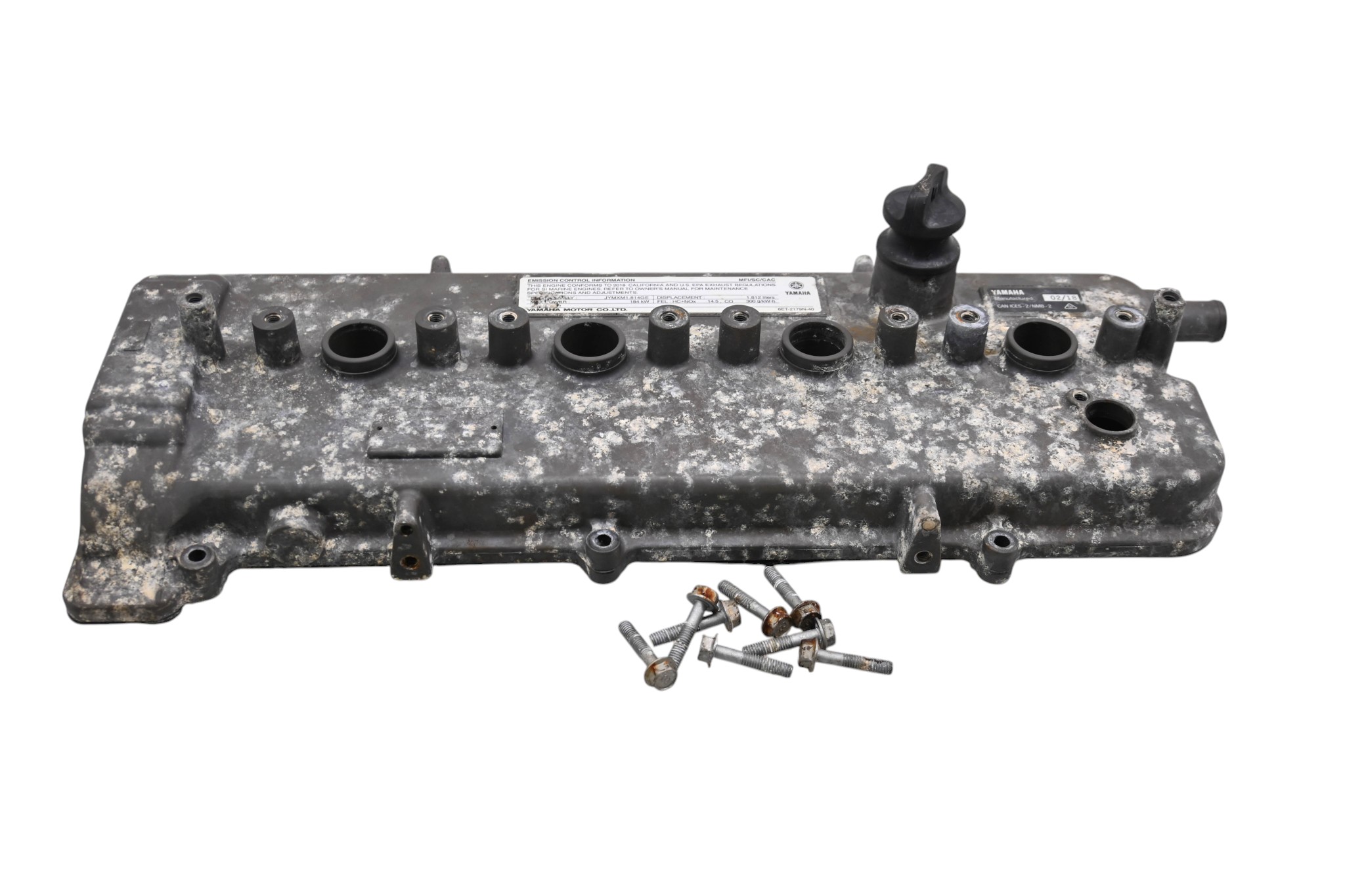 18 Yamaha Waverunner GP1800 Valve Cover