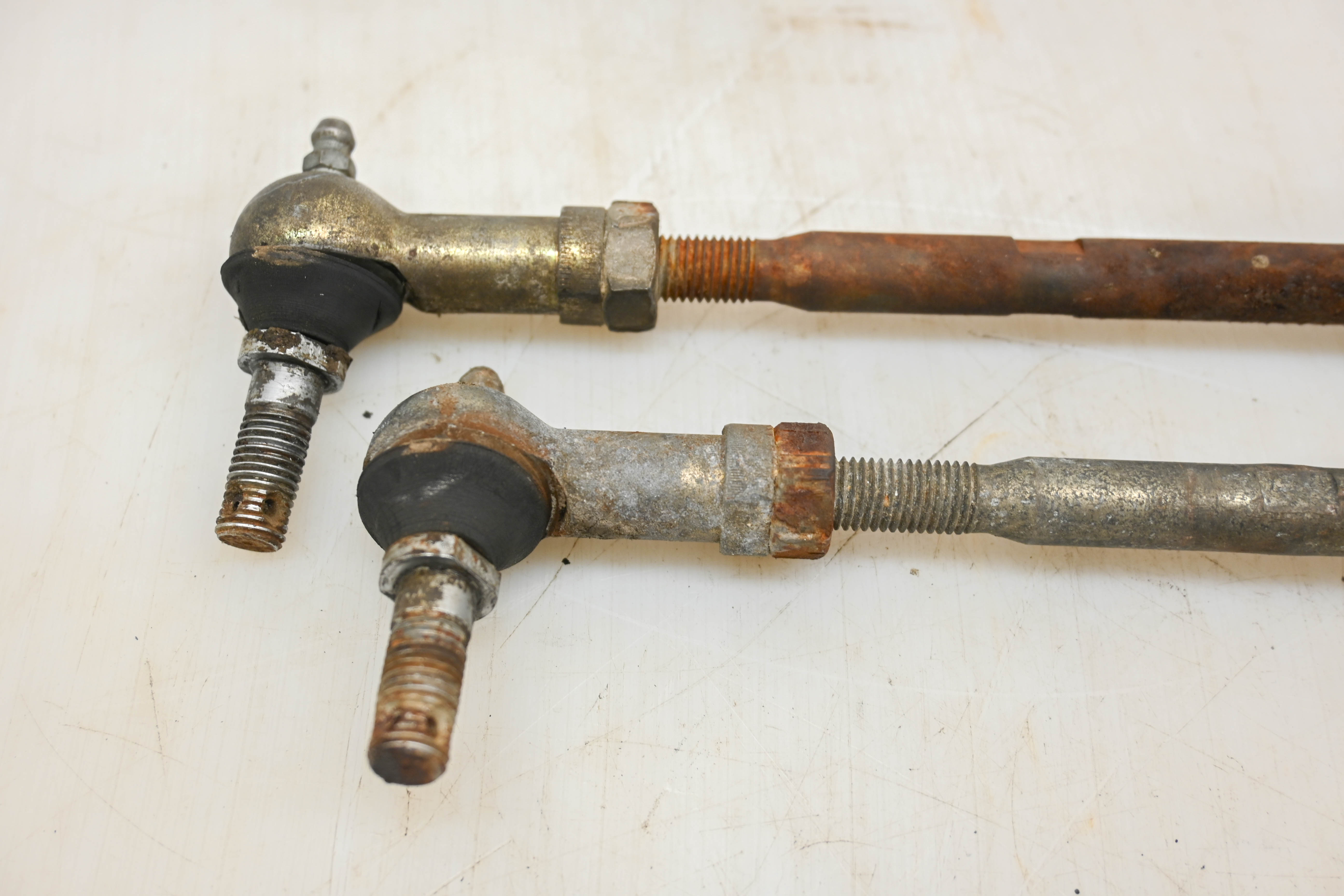 96 Polaris Scrambler 400 4x4 Tie Rods & Ends