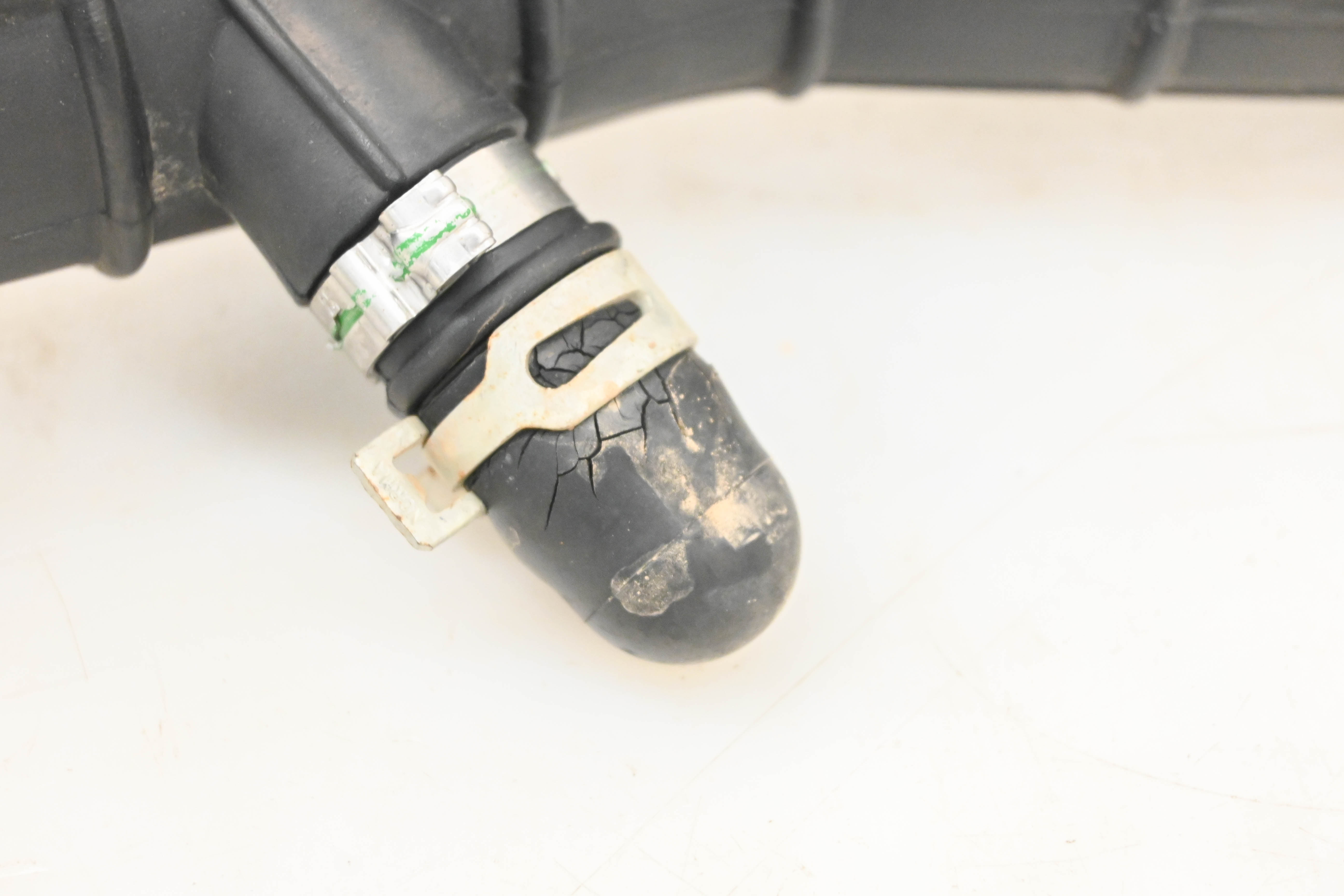 21 Polaris Pro XD 4000D Post-Filter Air Intake Hose