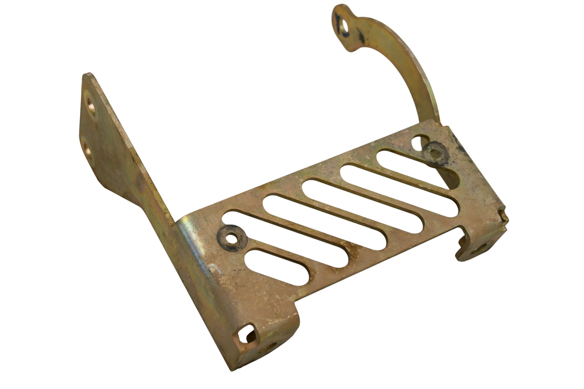 21 Polaris Pro XD 4000D Engine Fan Lower Bracket