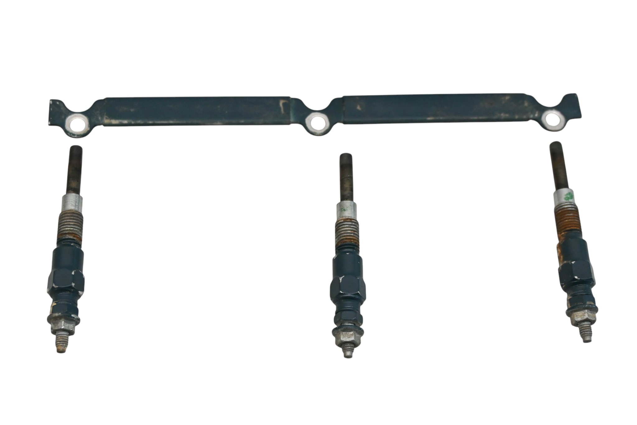 21 Polaris Pro XD 4000D Glow Plugs & Bracket