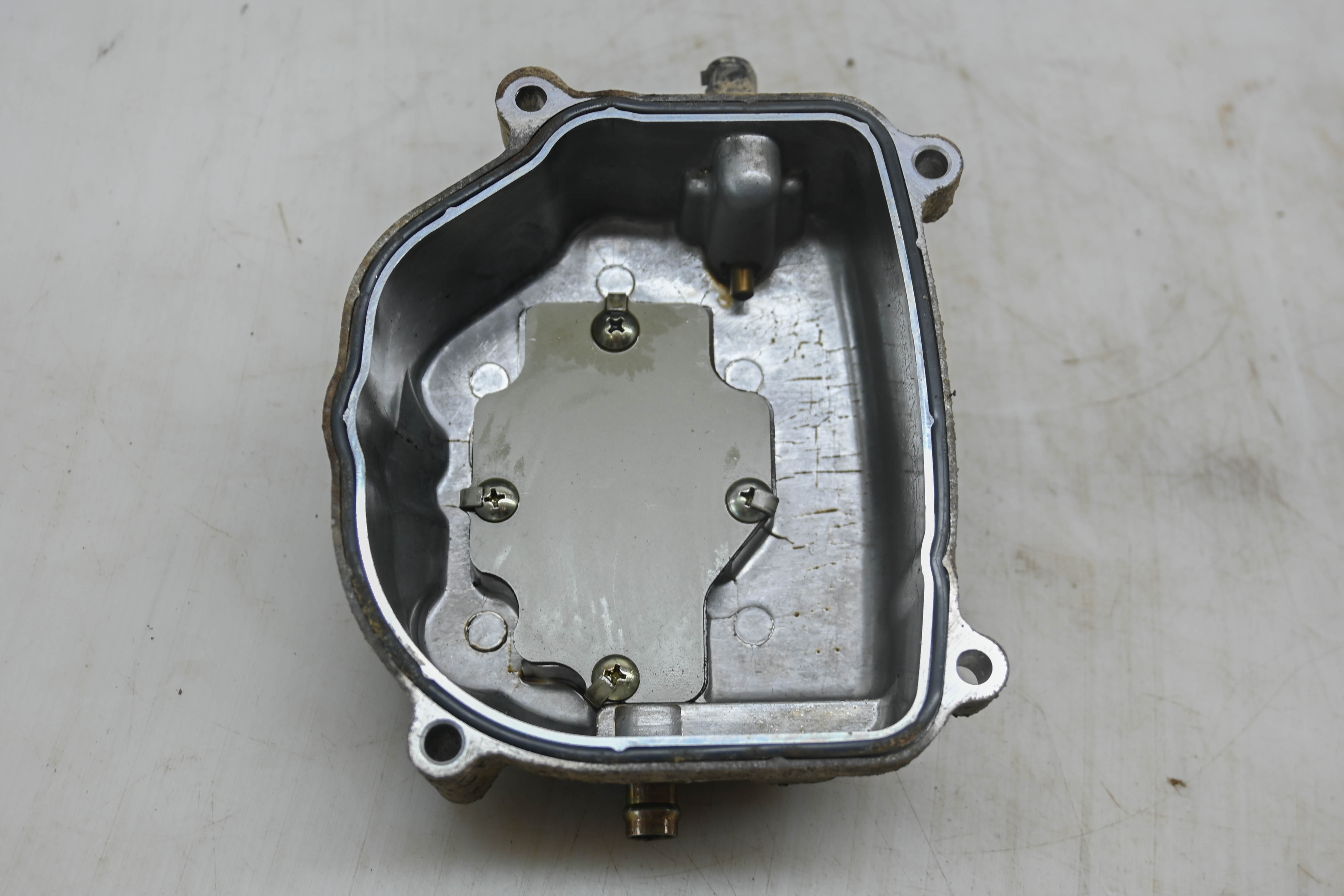 18 Polaris RZR 170 EFI Valve Cover