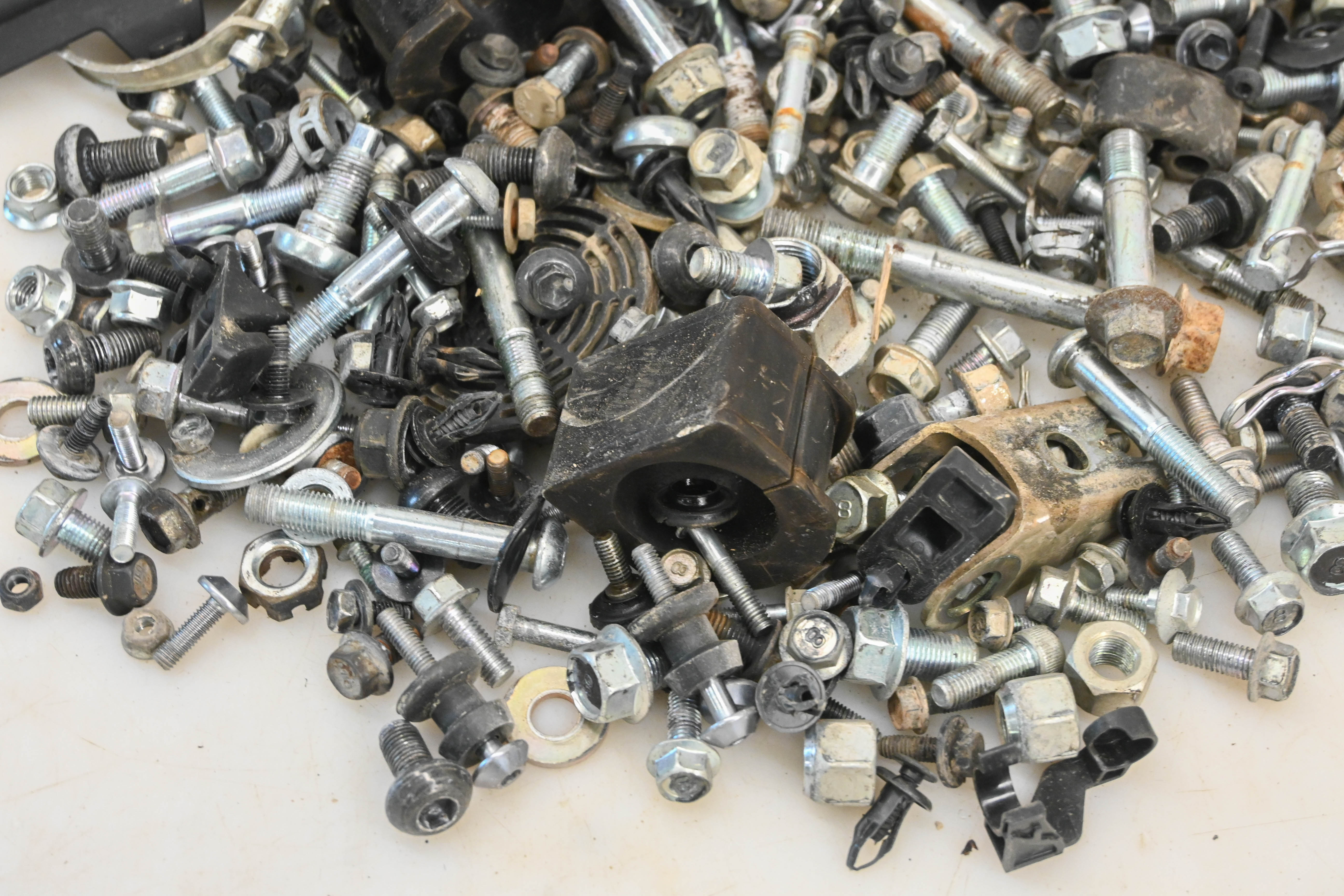 17 Yamaha Wolverine R-Spec EPS Hardware Set Nuts & Bolts YXE700