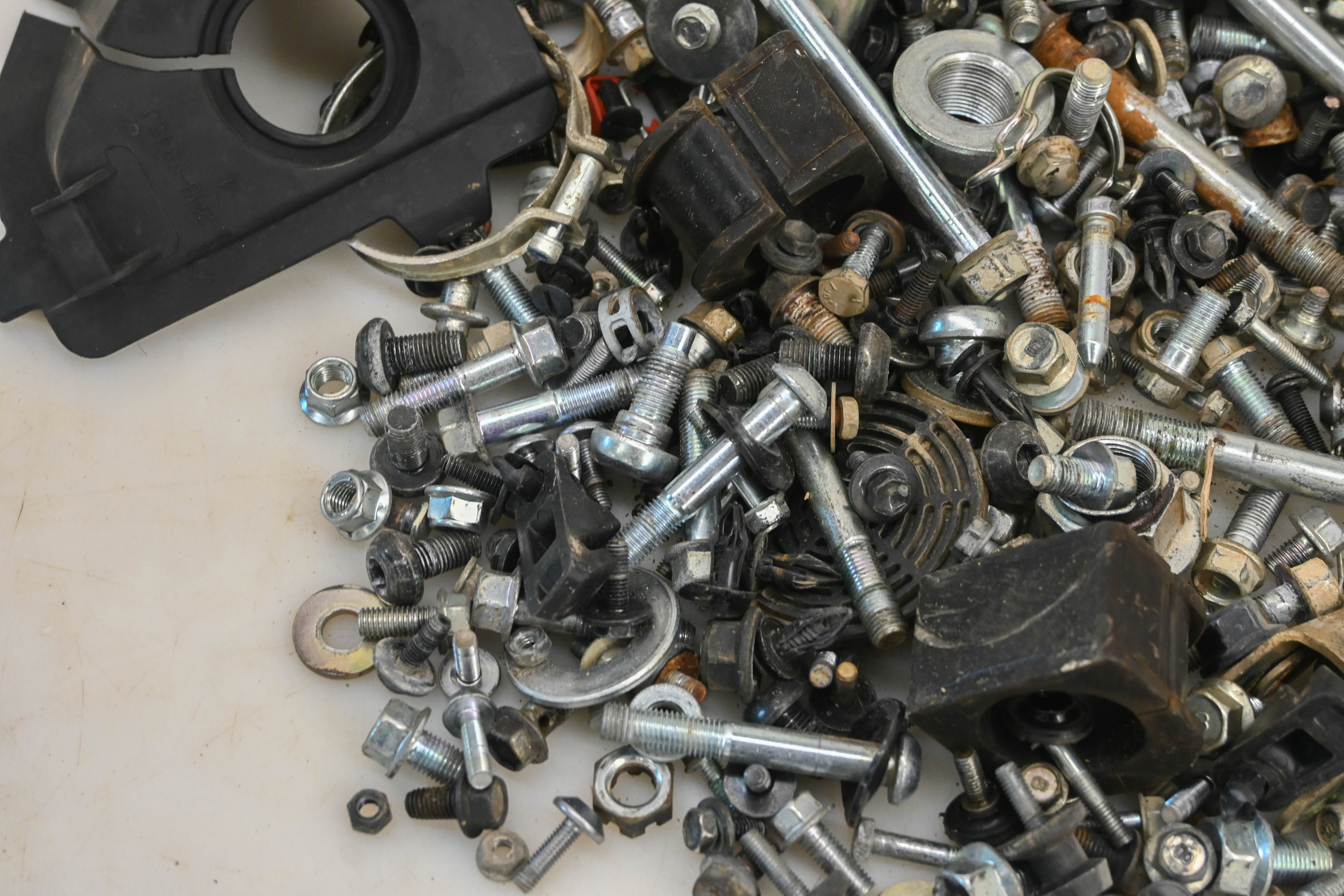 17 Yamaha Wolverine R-Spec EPS Hardware Set Nuts & Bolts YXE700