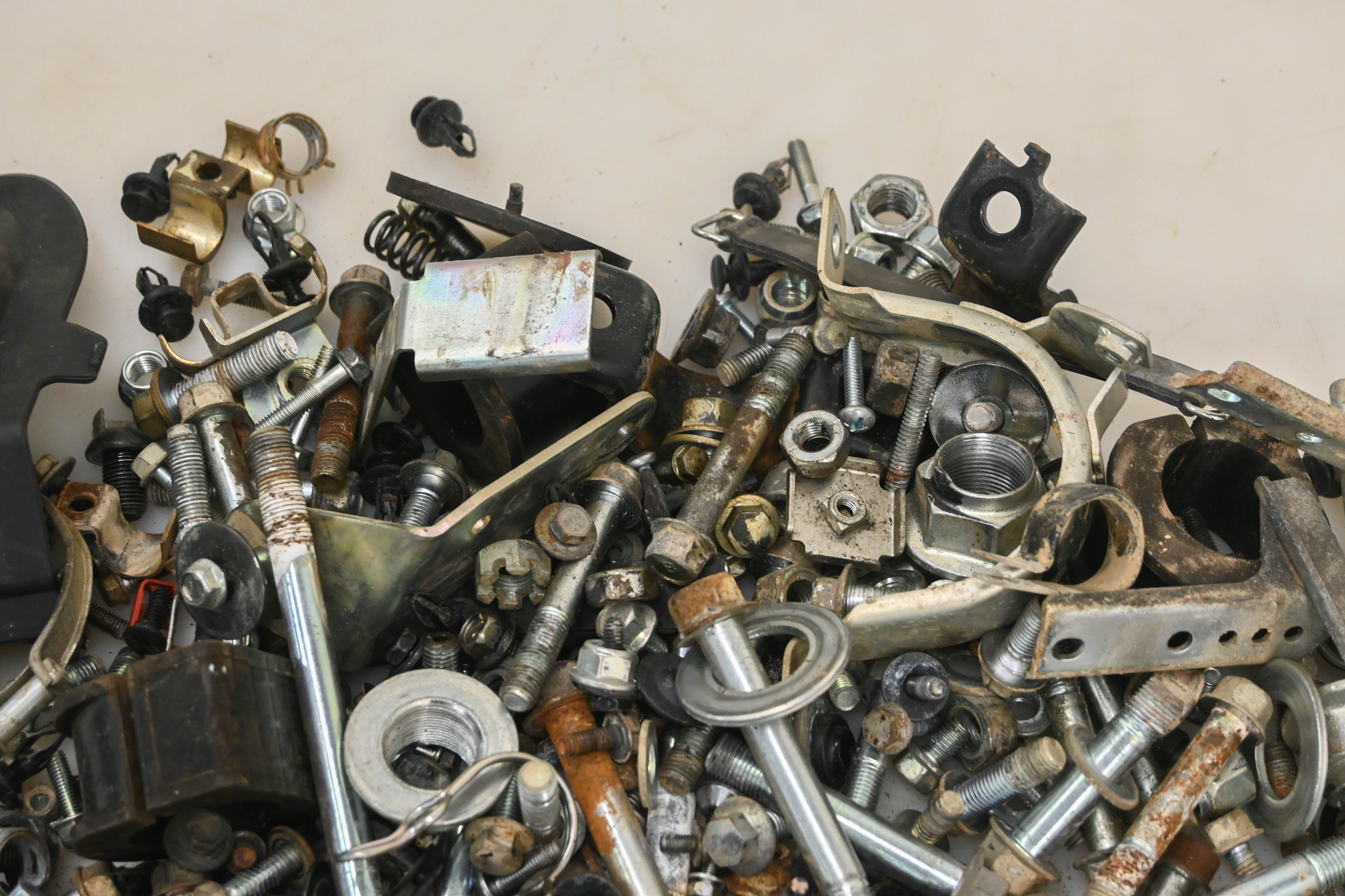 17 Yamaha Wolverine R-Spec EPS Hardware Set Nuts & Bolts YXE700