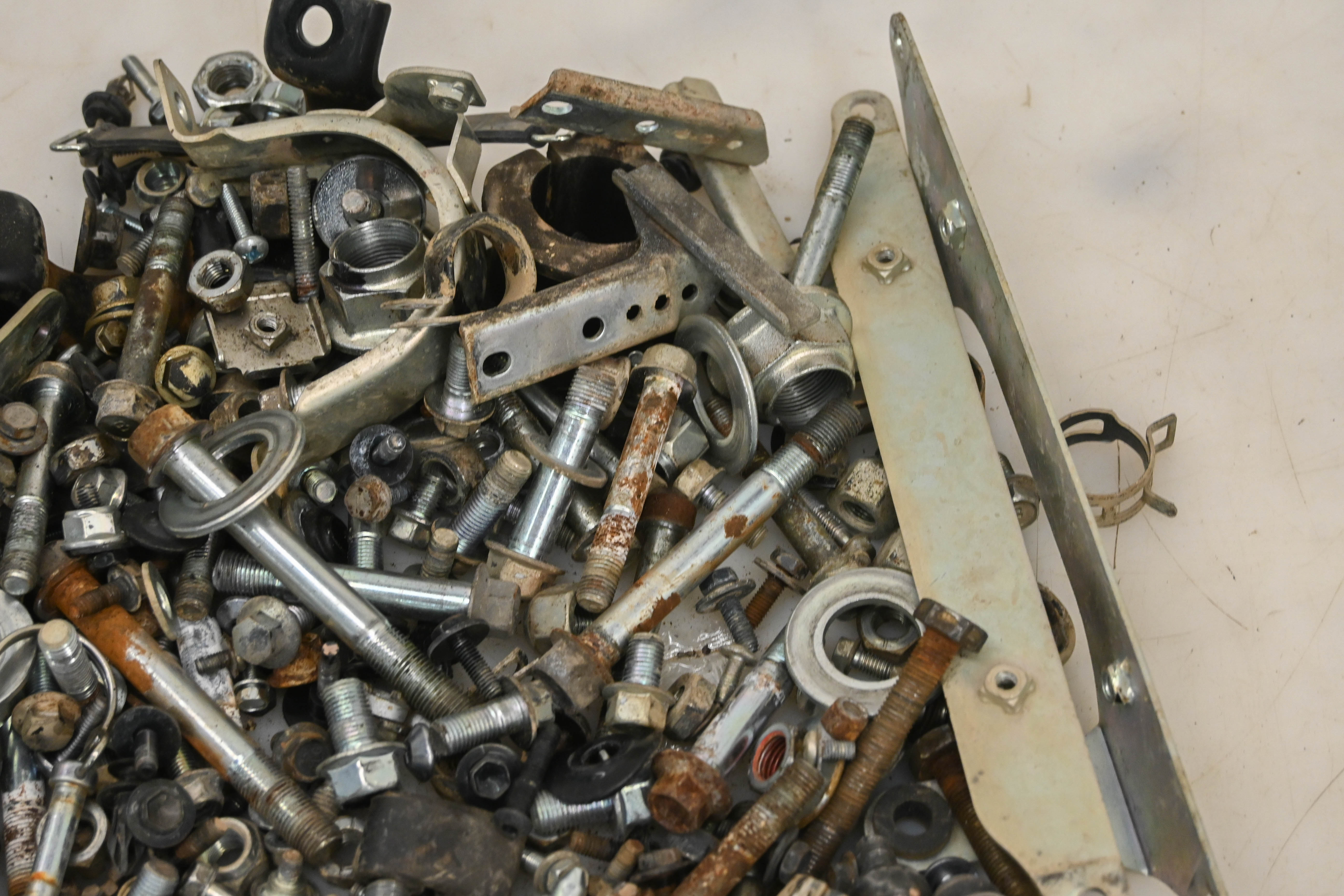 17 Yamaha Wolverine R-Spec EPS Hardware Set Nuts & Bolts YXE700