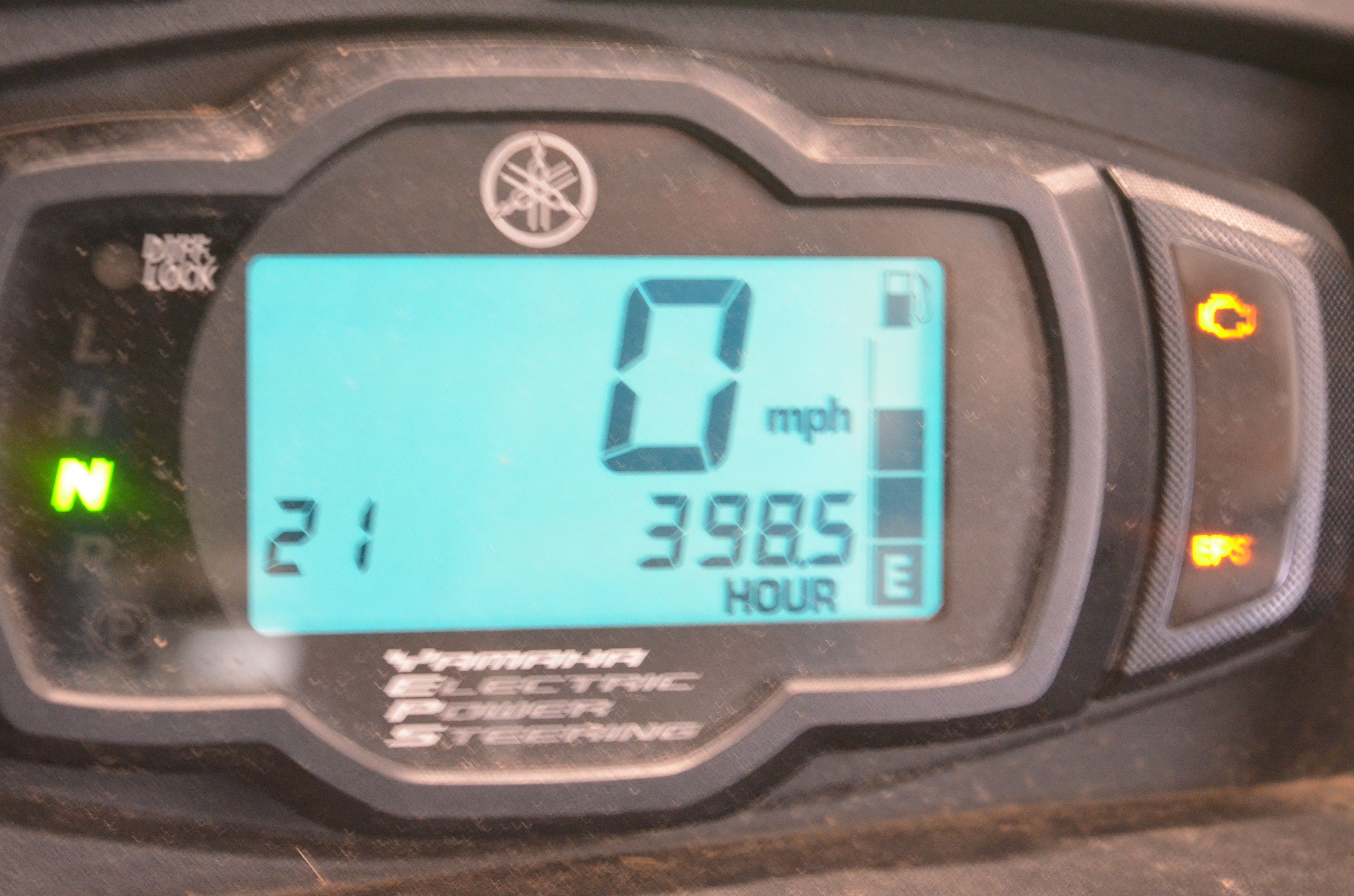 17 Yamaha Wolverine R-Spec EPS Speedometer Dash YXE700