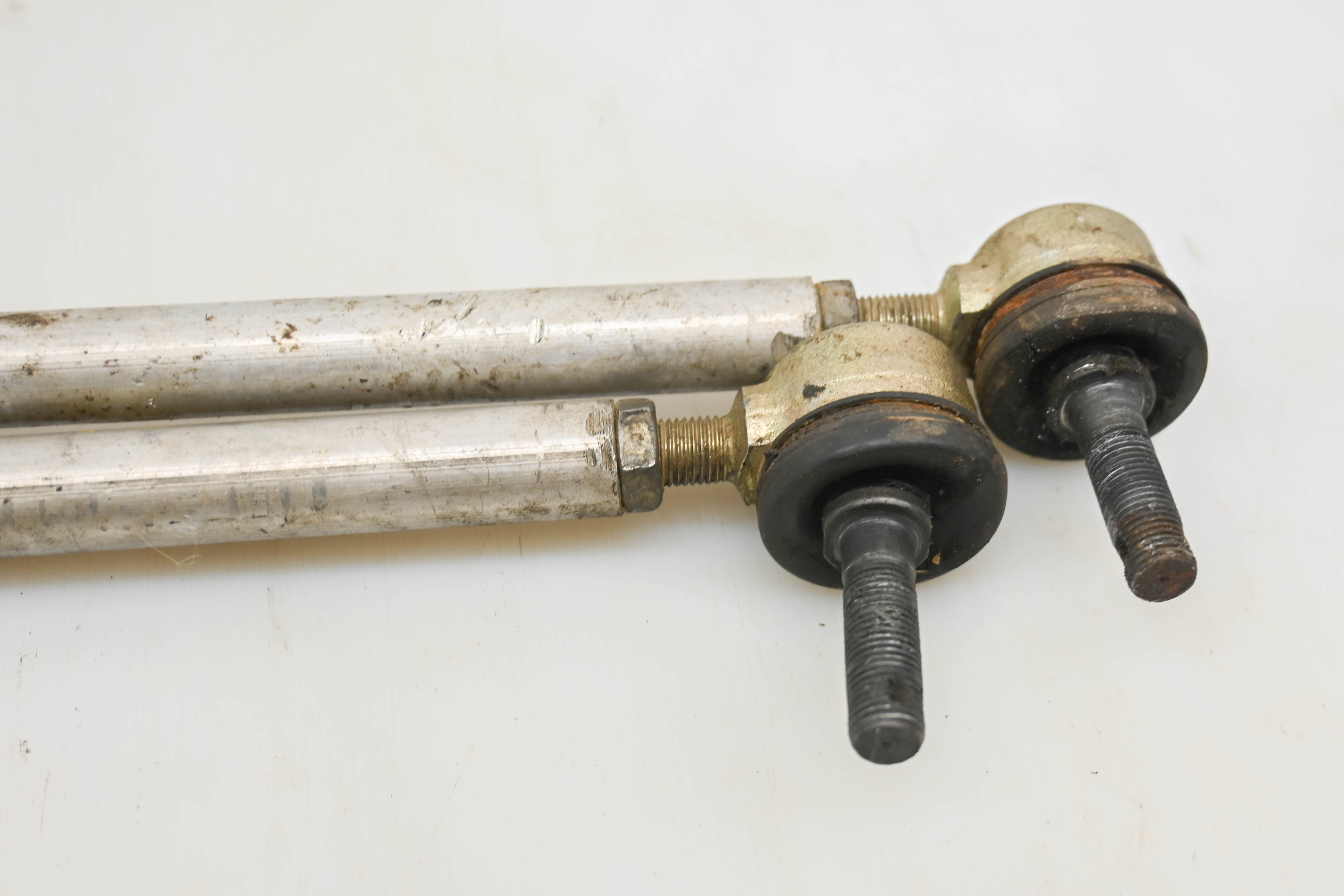 06 Polaris Predator 500 2x4 Tie Rods & Ends