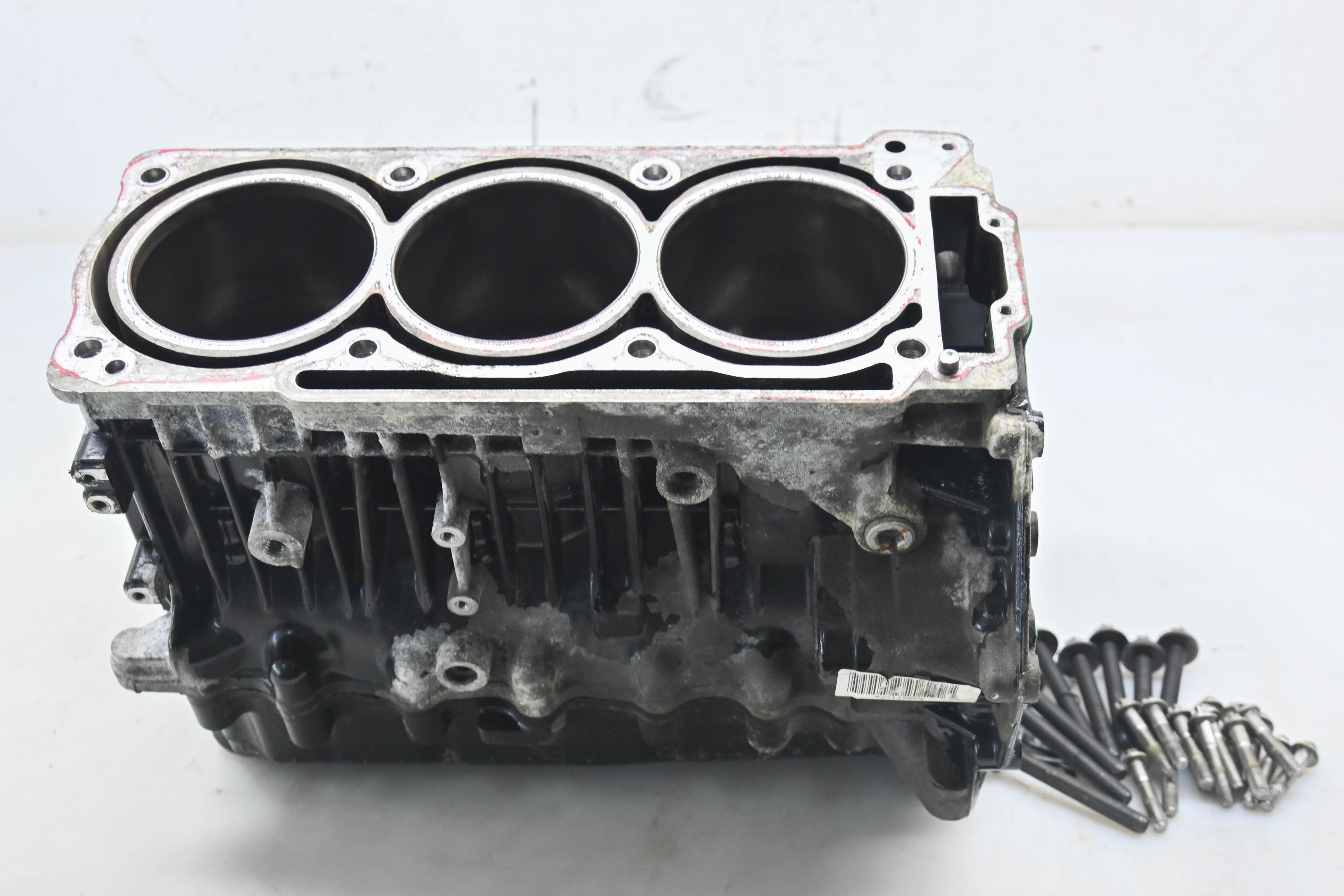 20 Sea-Doo GTX 300 Limited Crankcase Center Crank Case & Cylinders