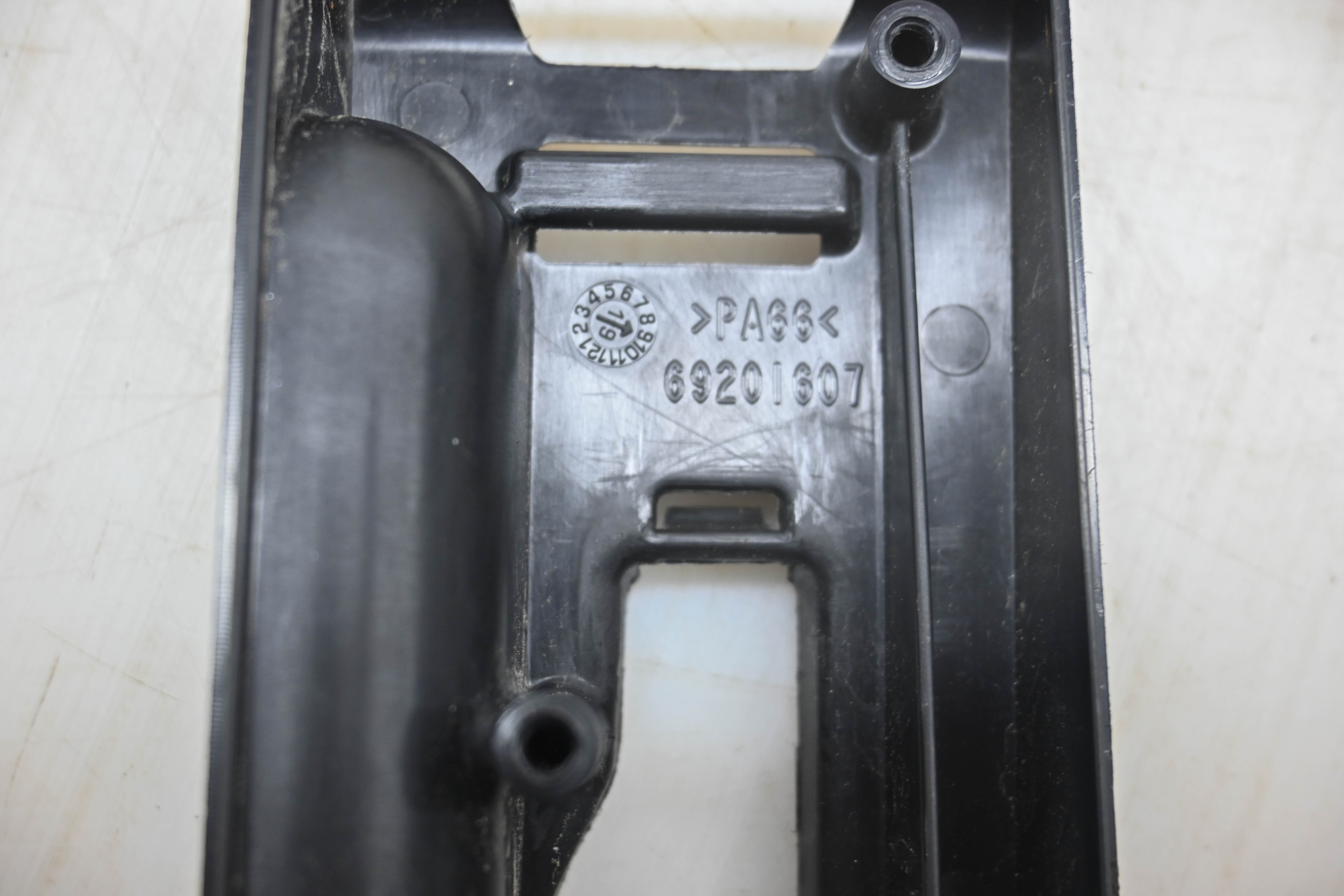20 Harley-Davidson FXBB Street Bob Usb Bracket Mount