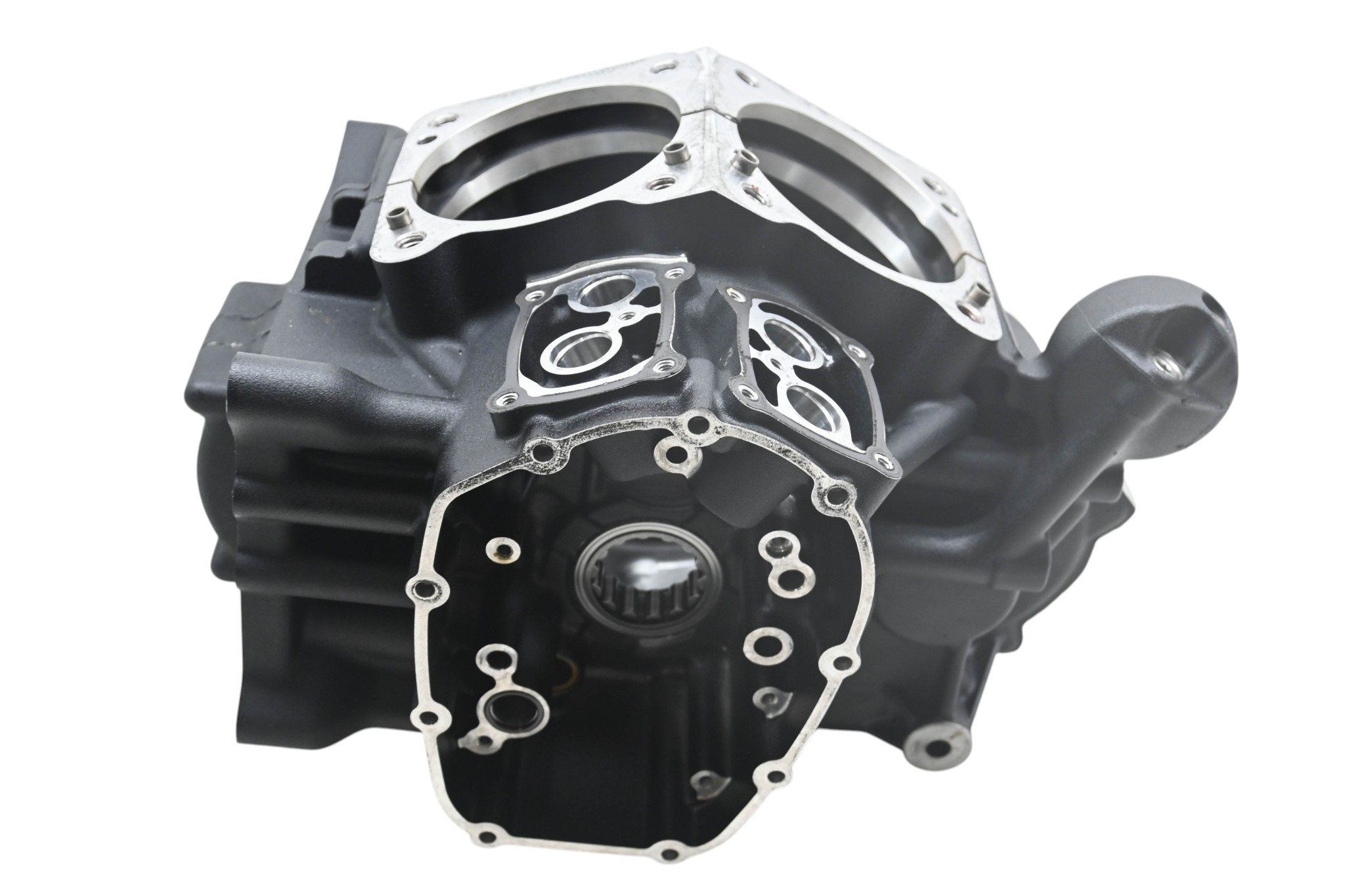 20 Harley-Davidson FXBB Street Bob Crankcase Center Crank Case