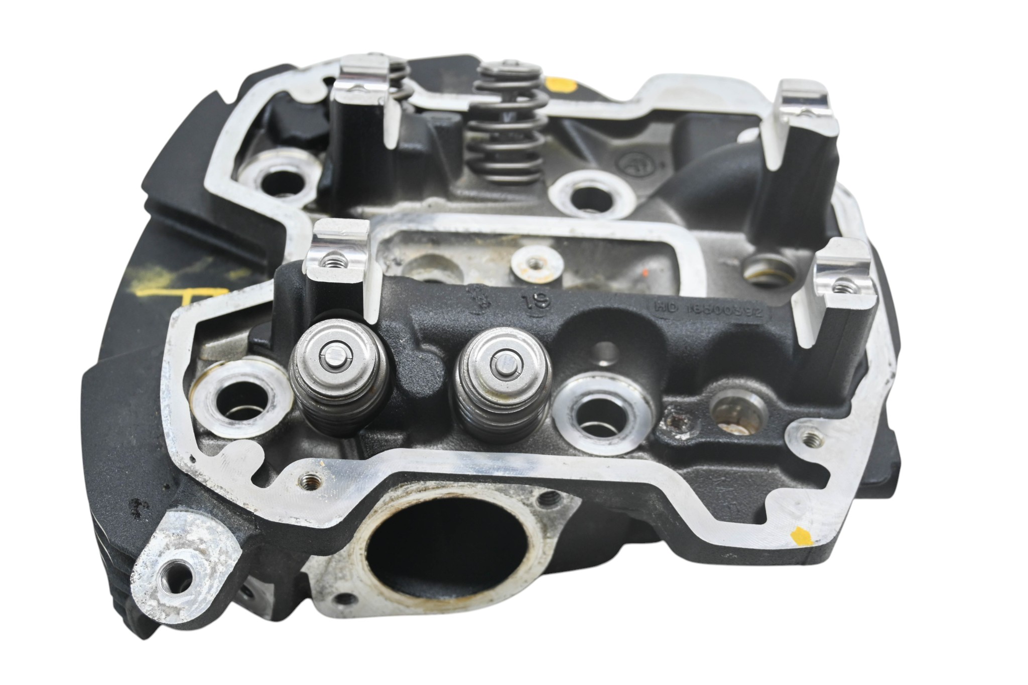 20 Harley-Davidson FXBB Street Bob Front Cylinder Head