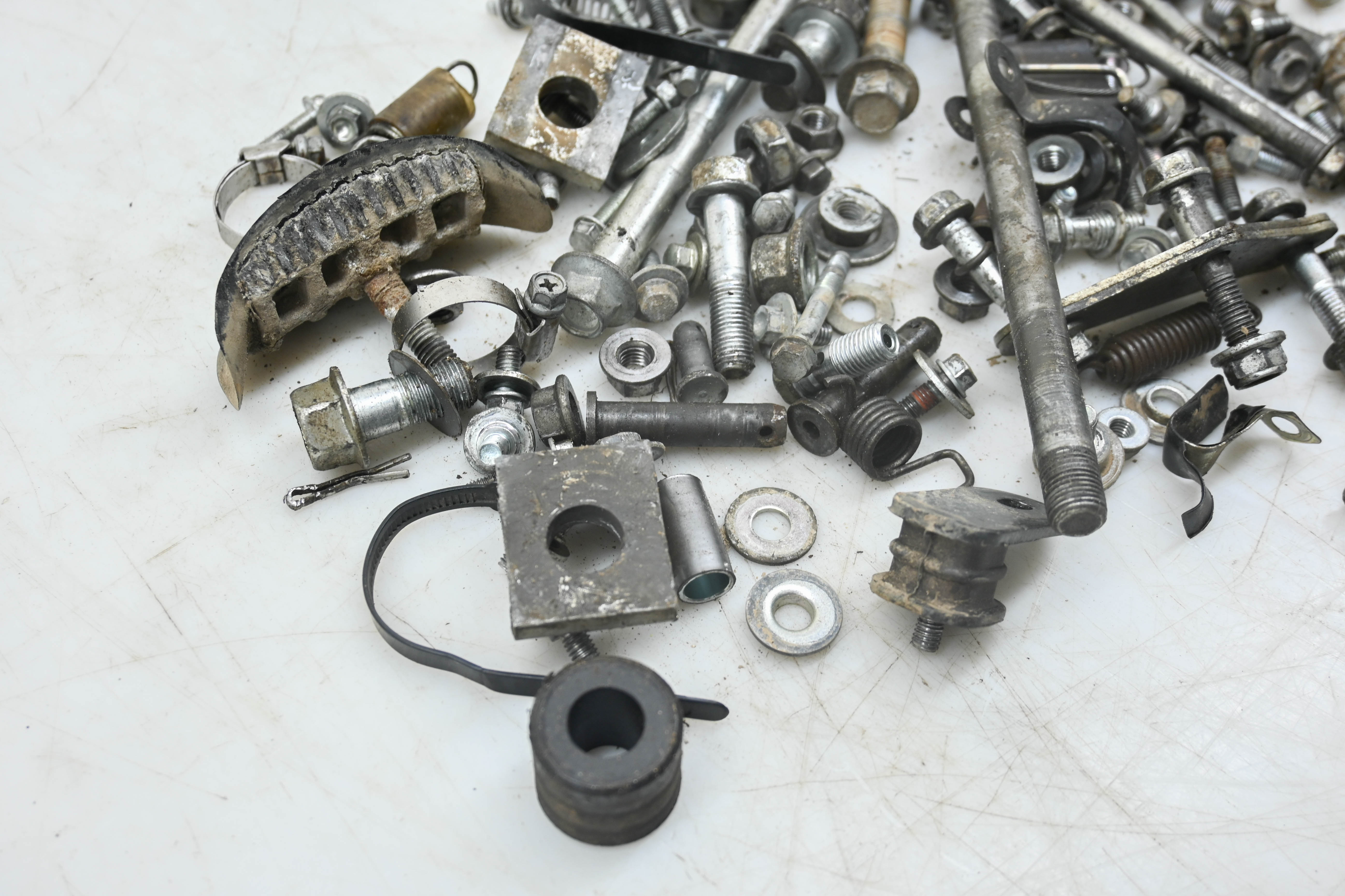 14 Kawasaki KX85 Hardware Set Nuts & Bolts