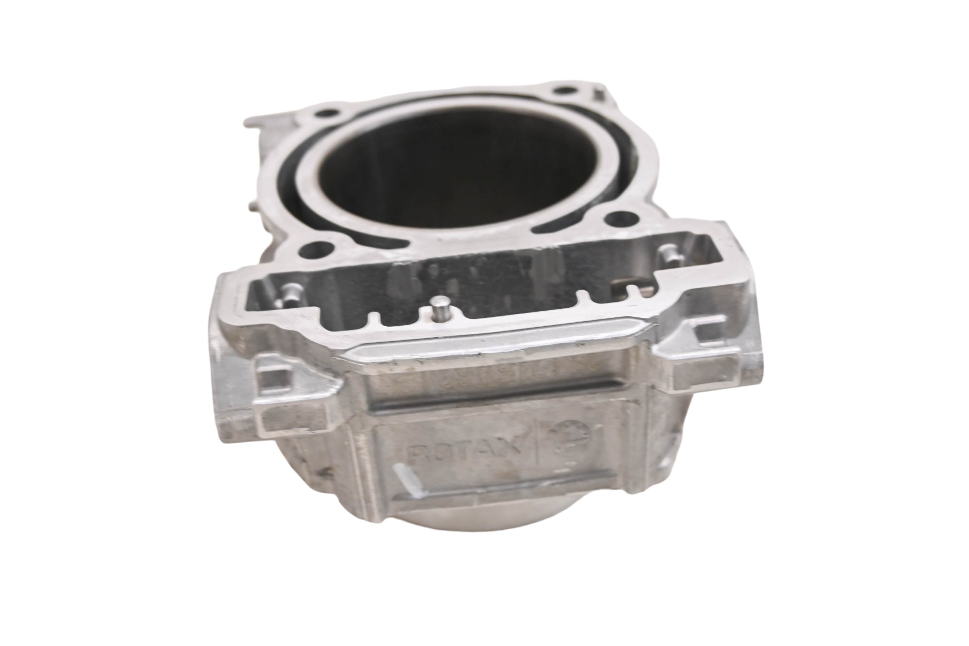 22 Can-Am Maverick 1000R Rear Cylinder