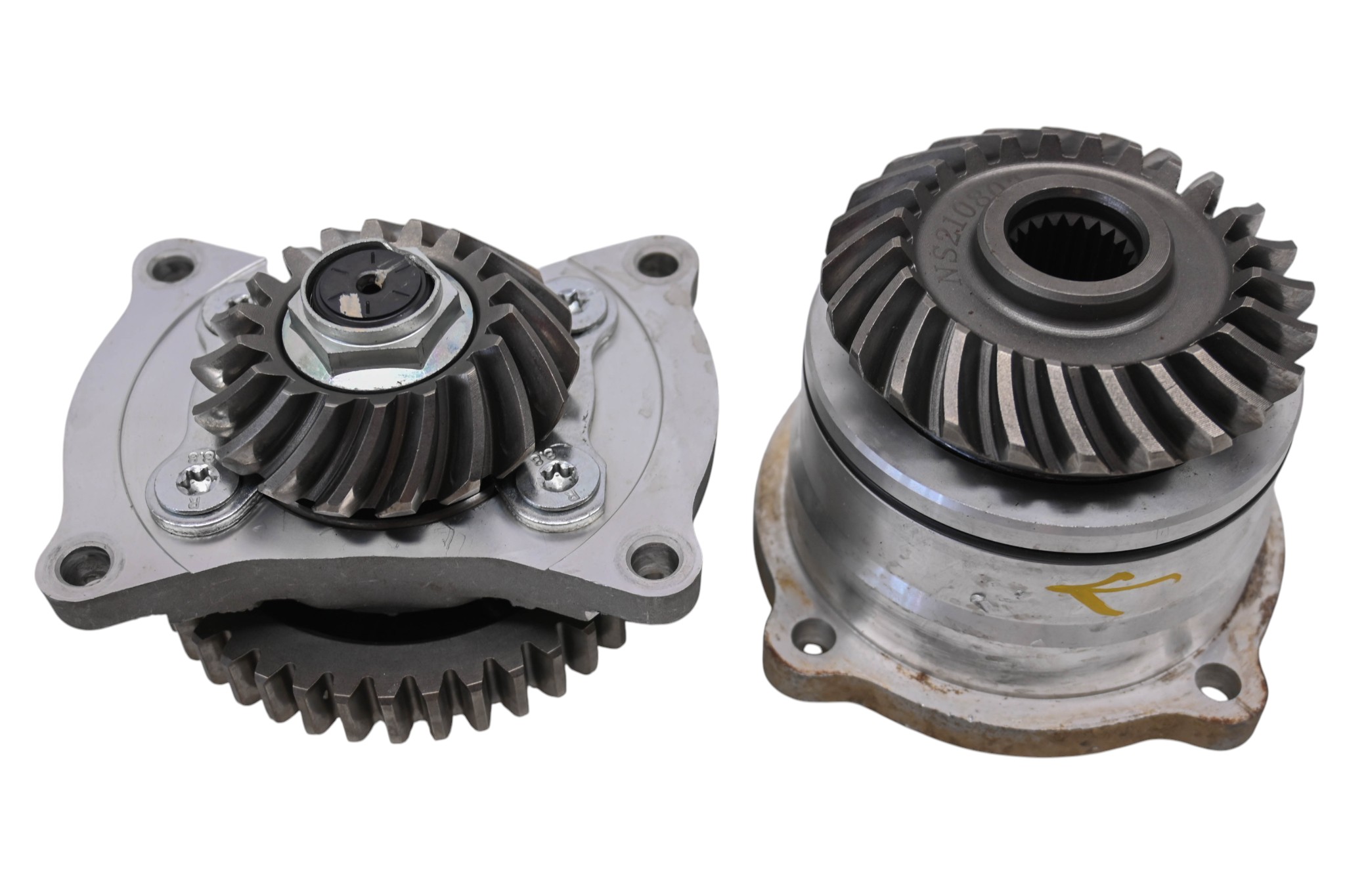 21 CFMoto UForce 600 Transmission Bevel Gears Output Shaft CF600UU