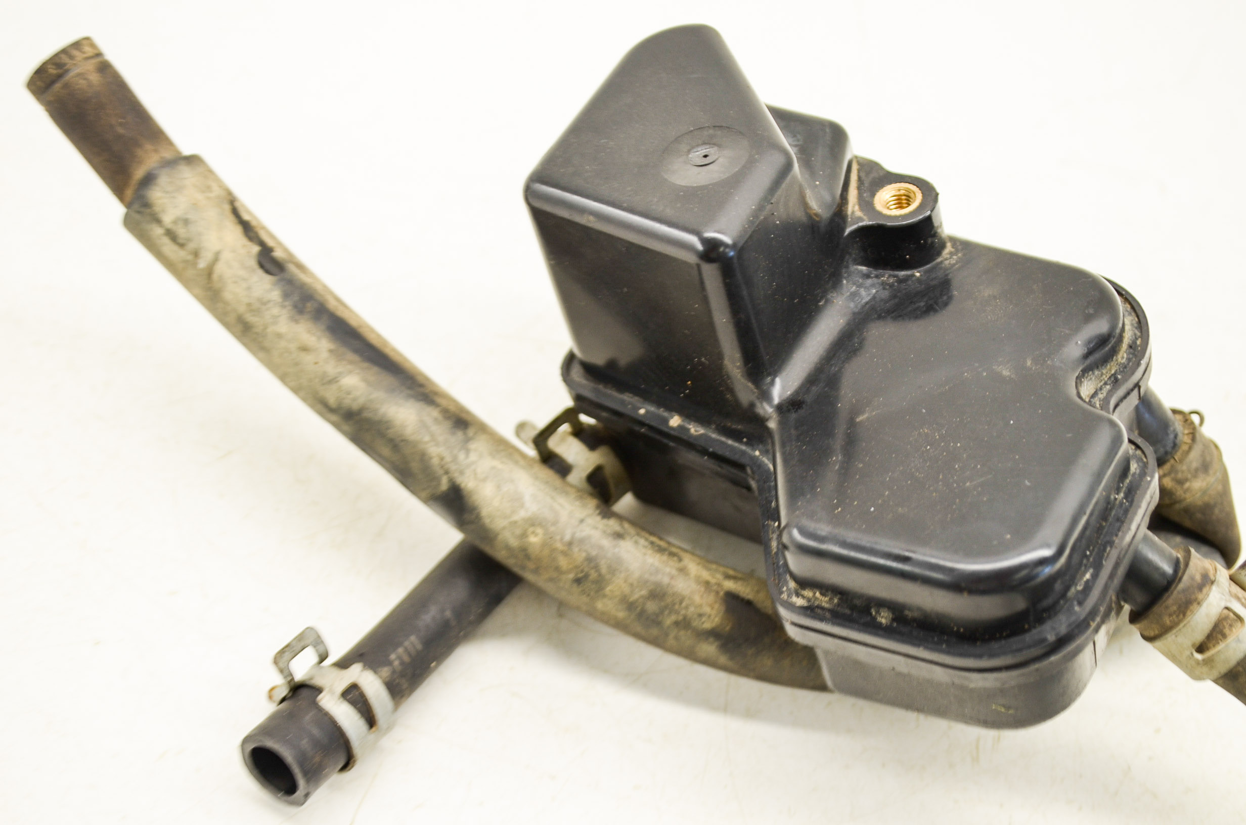 03 Suzuki LTZ400 Crankcase Breather Box Vent KFX400 eBay
