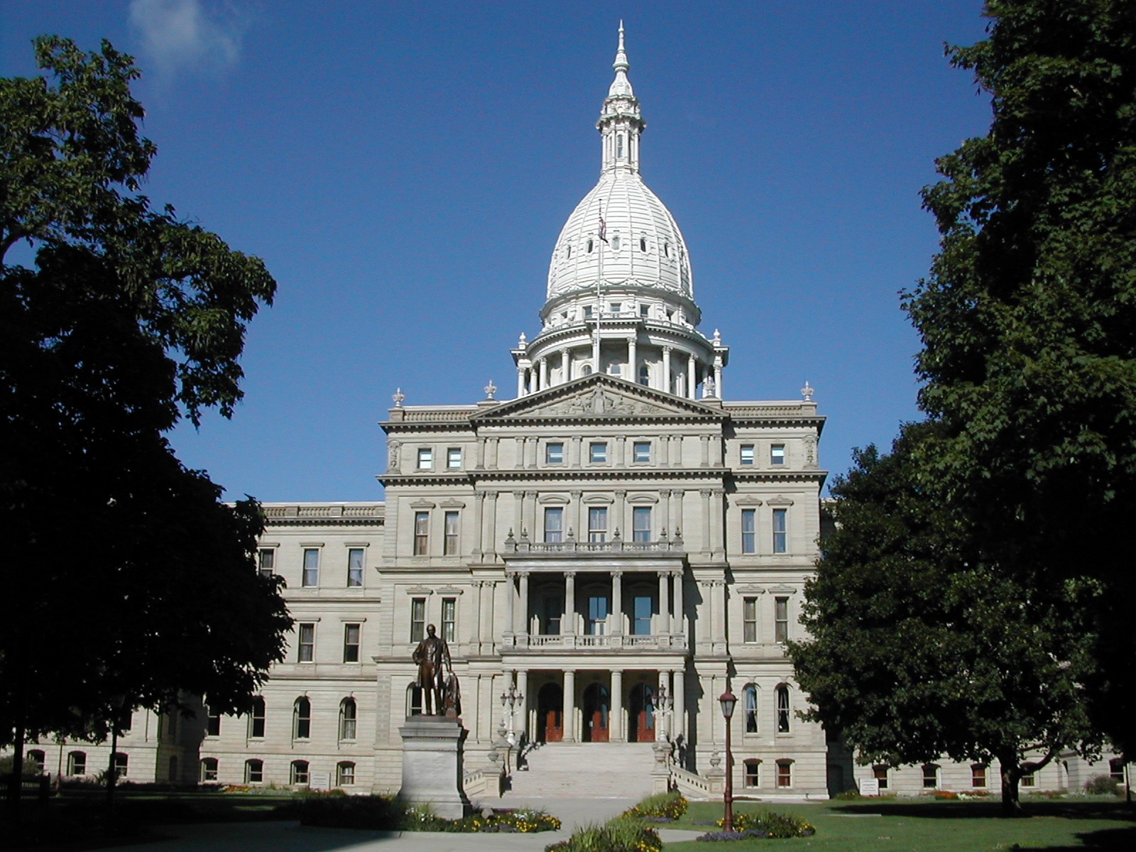 Michigan_state_capitol.jpg