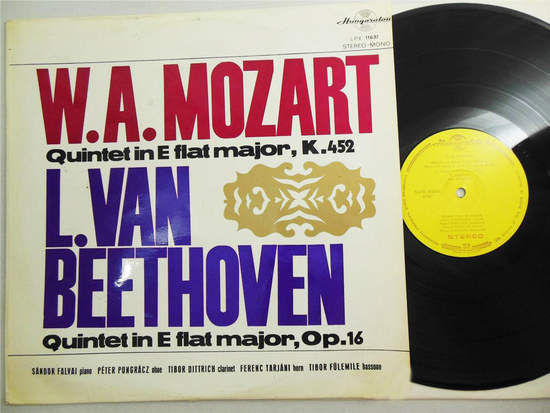 Cover of Mozart:quintet In E Flat Major K. 452/beethoven:quintet In E Flat Major Op. 16
