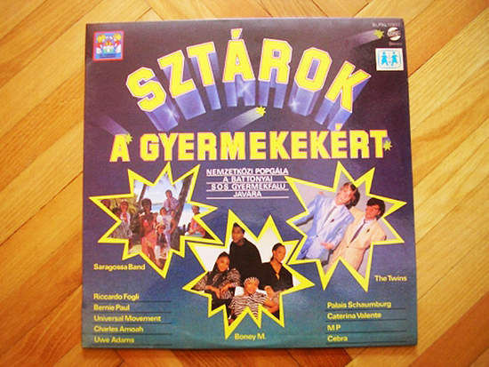 Cover of Sztarok A Gyermekekert