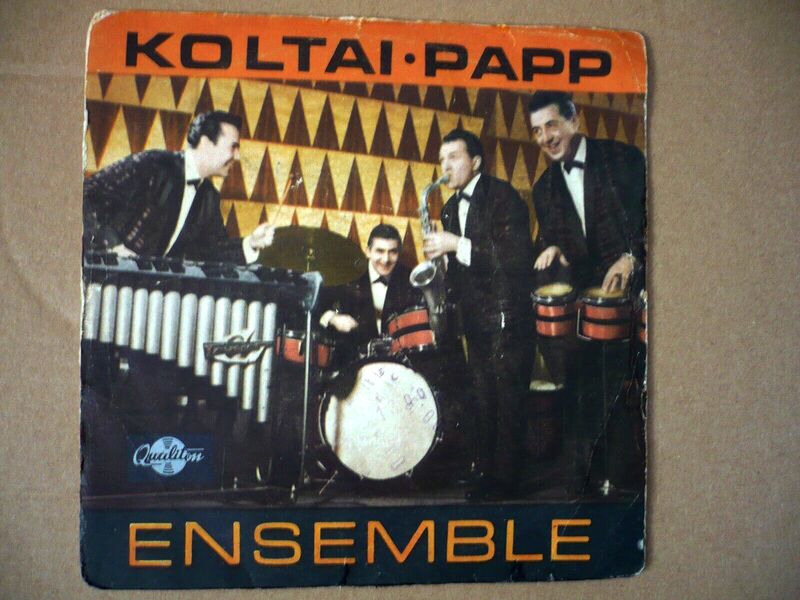 Cover of She Loves You / Please Please Me