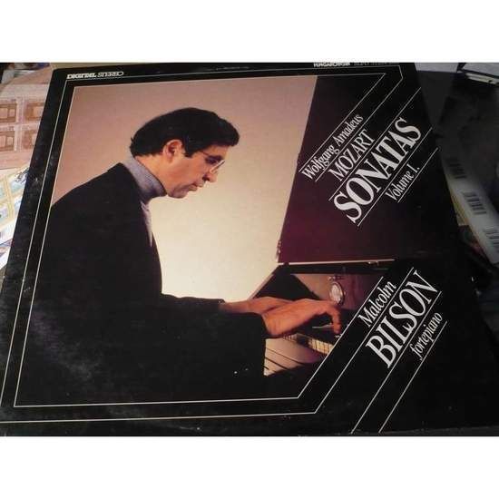 Cover of Mozart: Sonatas Volume 1