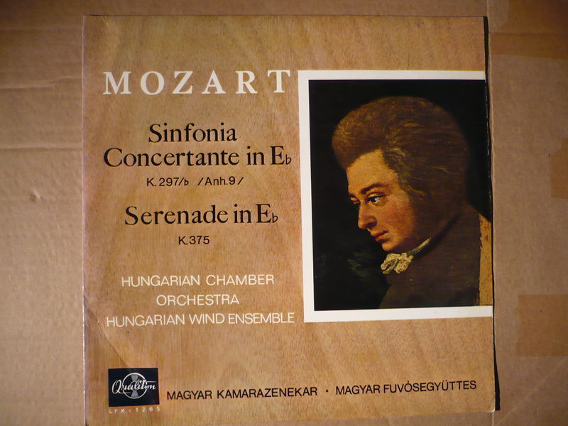 Cover of Mozart:sinfonia Concertante For Oboe Clarinet Bassoon Horn & Strings/serenade For 8 Wind Instrum