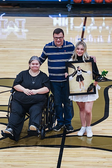 LHS Cheerleaders & Basketball Senior Night 2026