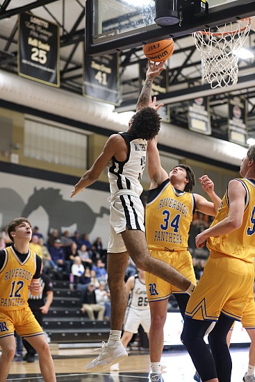 Loretto vs. Riverside Boys Basketball Region Quarterfinals 2/28/26