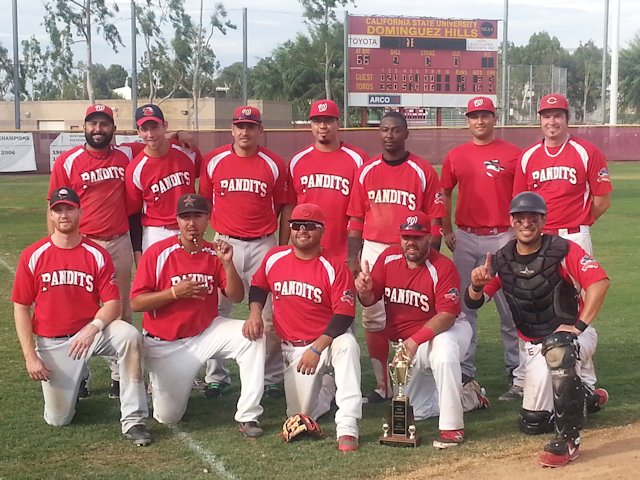 <center><b>2015 Saturday Wood Bat National Playoff Champions!</center><BR>
<center><font size=4 color=000033>WESTSIDE BANDITS</font></b></center><BR>