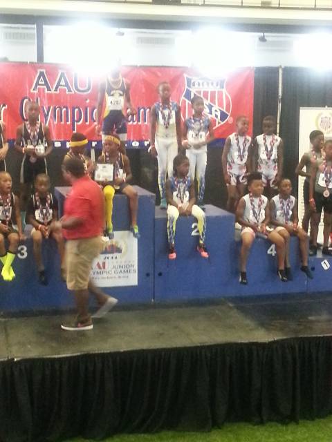2014 AAU 10 YR OLD BOYS 4X100 AND 4X400 SILVER MEDALIST