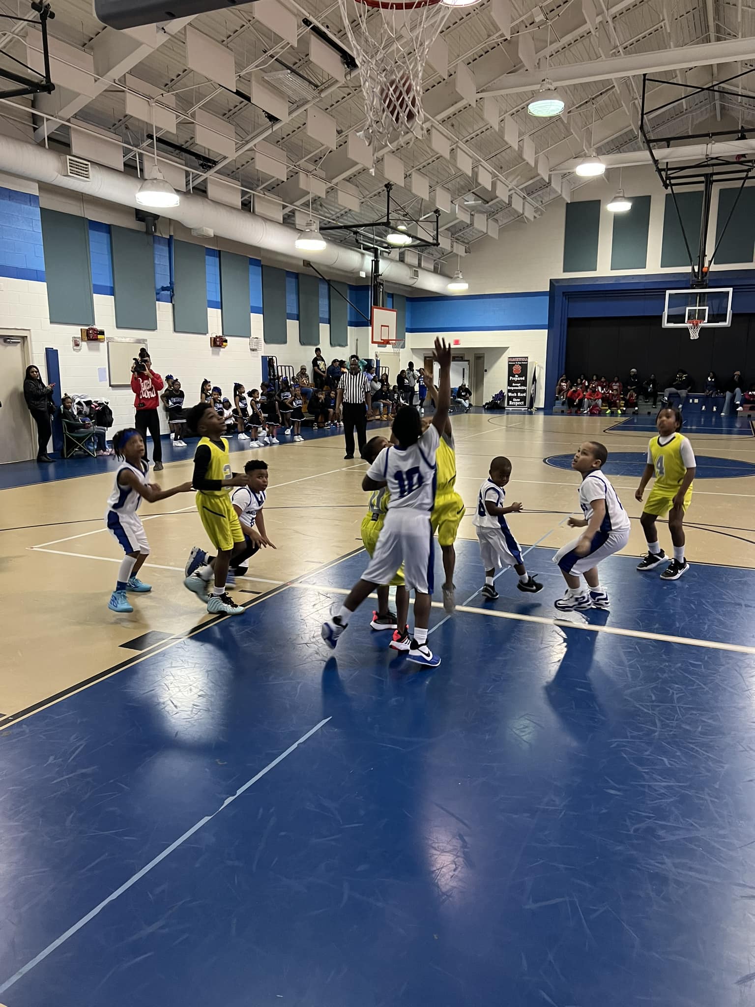 BLACKWELL BULLDOGS YOUTH BASKETBALL & CHEERING (RICHMOND, VA
