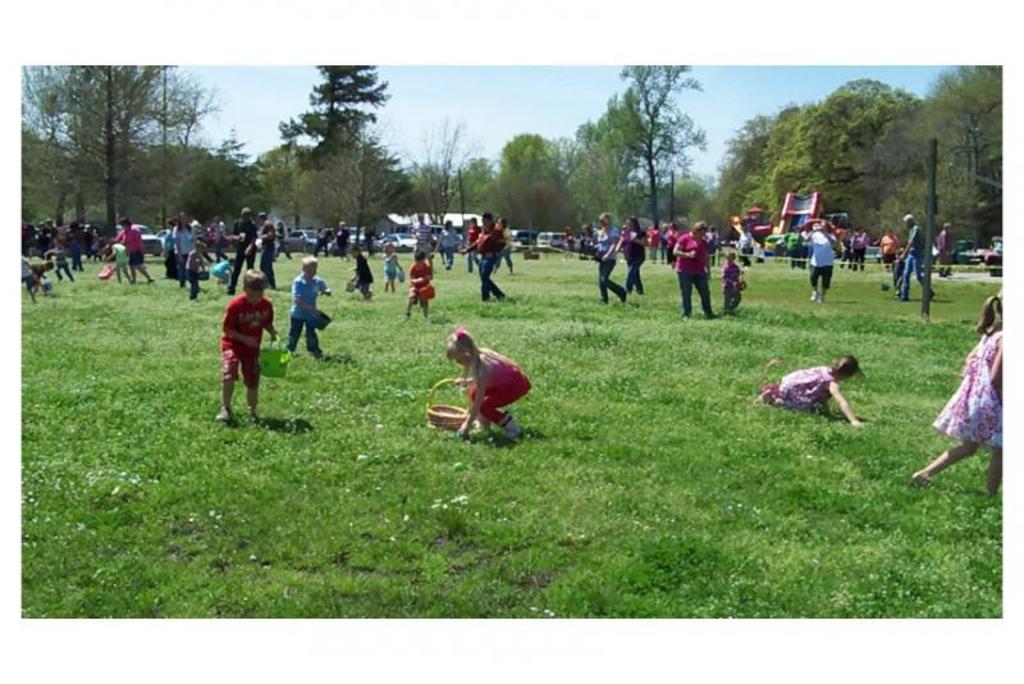 Eggs (and kids) everywhere!