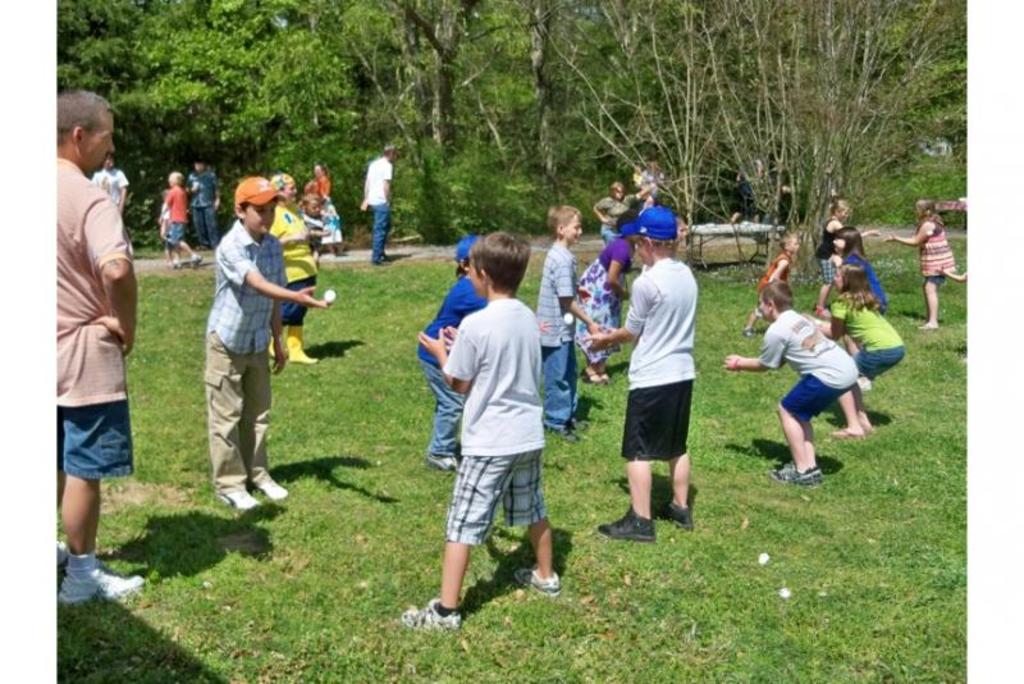 Egg toss