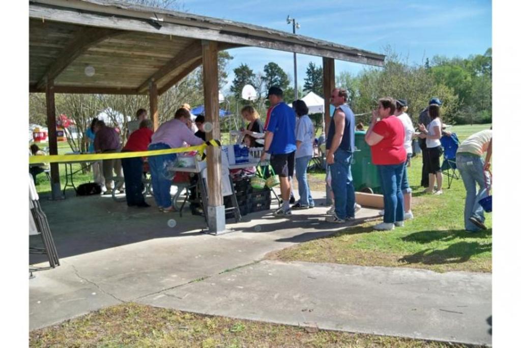 The line to the food court