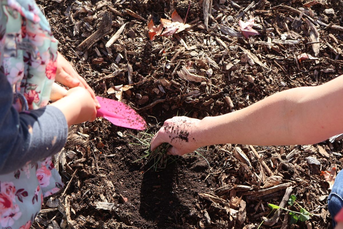 A mom and daughter team!