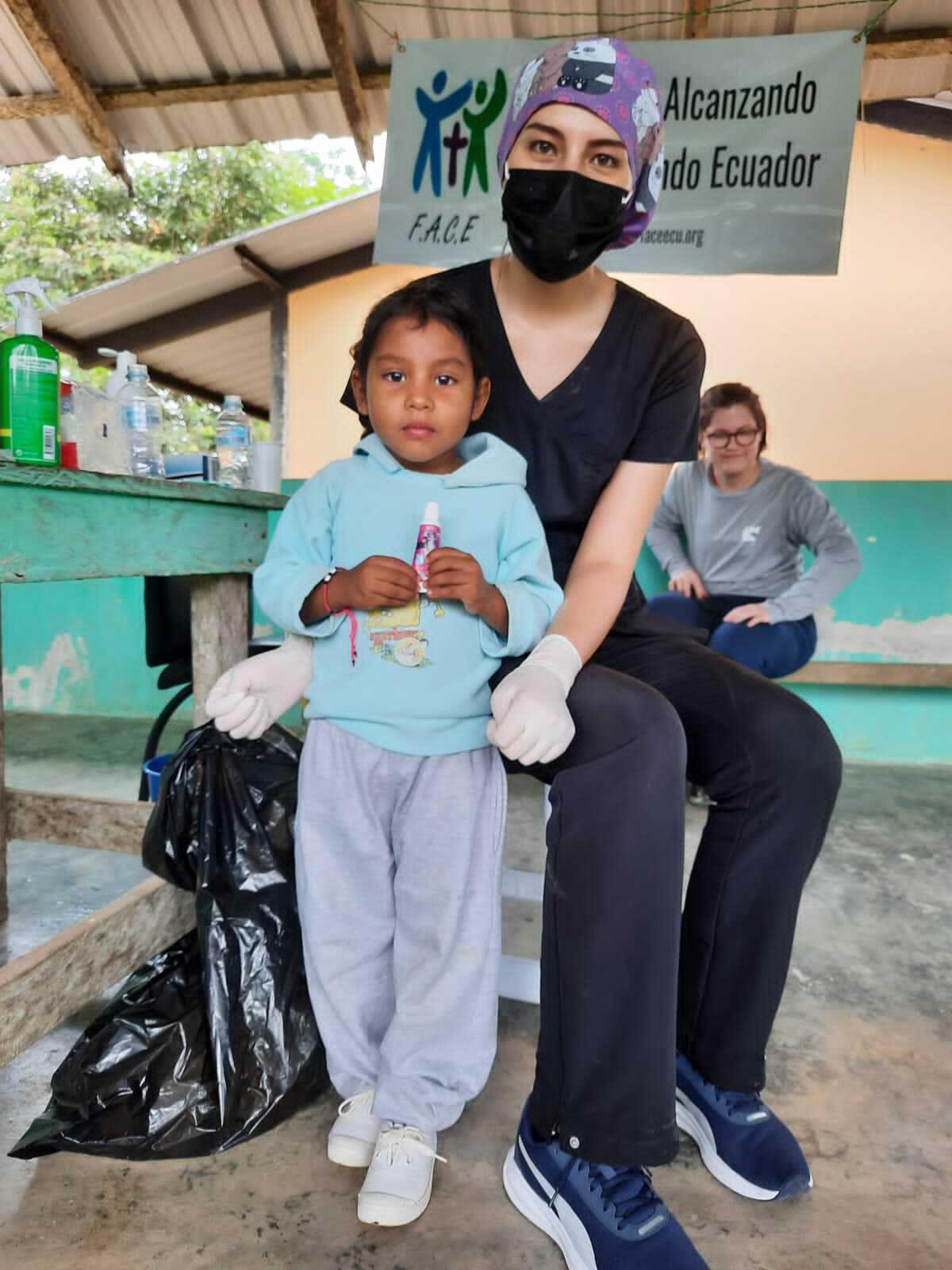 Brigada Odontológica Comuna Tsáchila El Poste