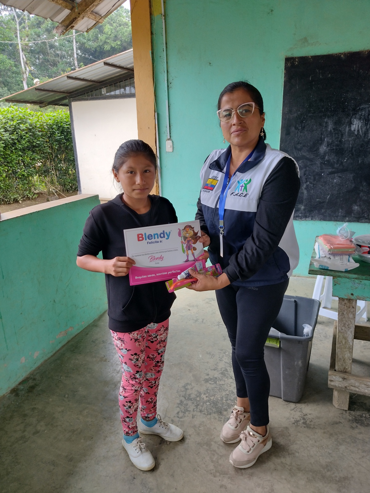 Brigada Odontológica Comuna Tsáchila El Poste