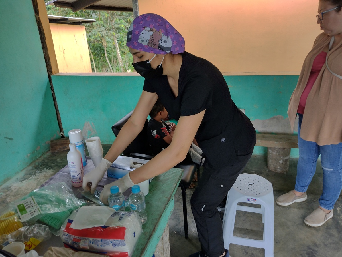 Brigada Odontológica Comuna Tsáchila El Poste