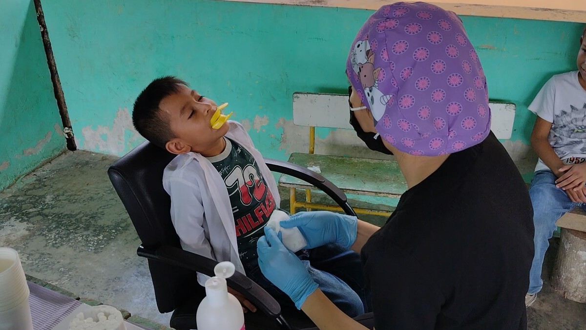 Brigada Odontológica Comuna Tsáchila El Poste