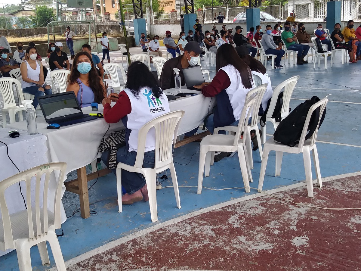 Participamos en la digitación de personas