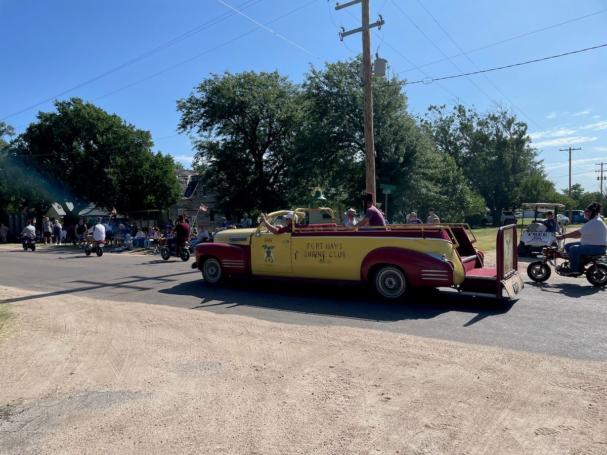Parade Entry: Fort Hays Shrine Club