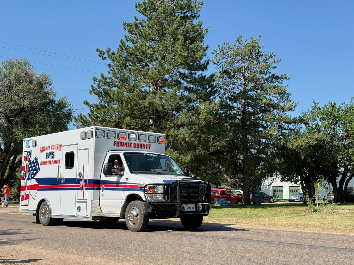 Parade Entry: Pawnee County EMS