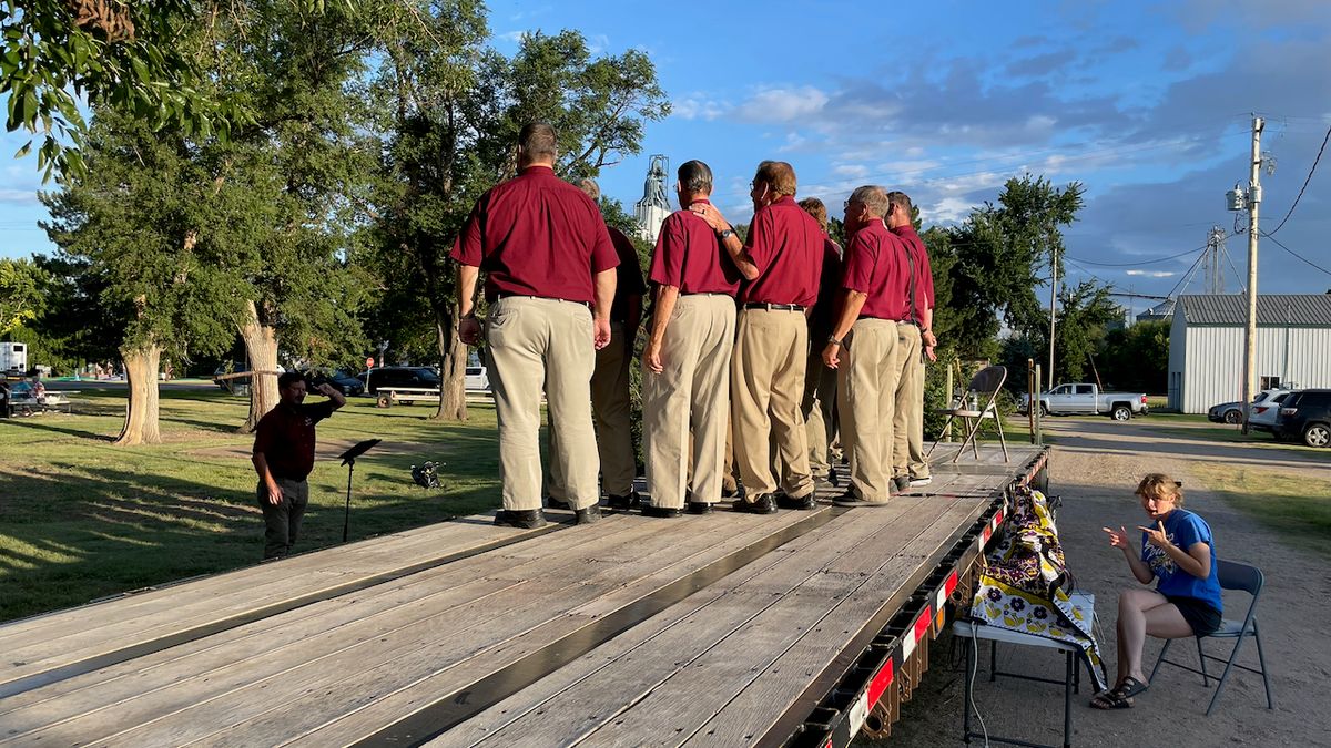 Barber Shop Chorus from Hays - Entertainment Friday Evening