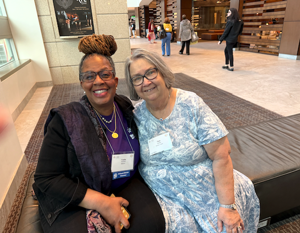 Glad to see each other! Yvette Richards & Pam Zwickey