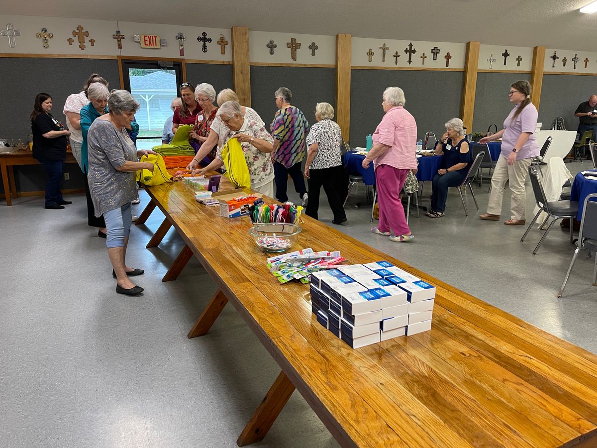 Mission Project – Putting together hygiene kits for the girls at the Jerri Savuto Girls Center.