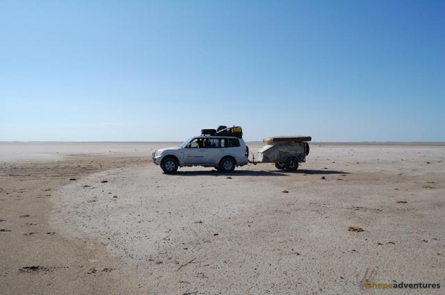 Overlanding Makgadikgadi Pans